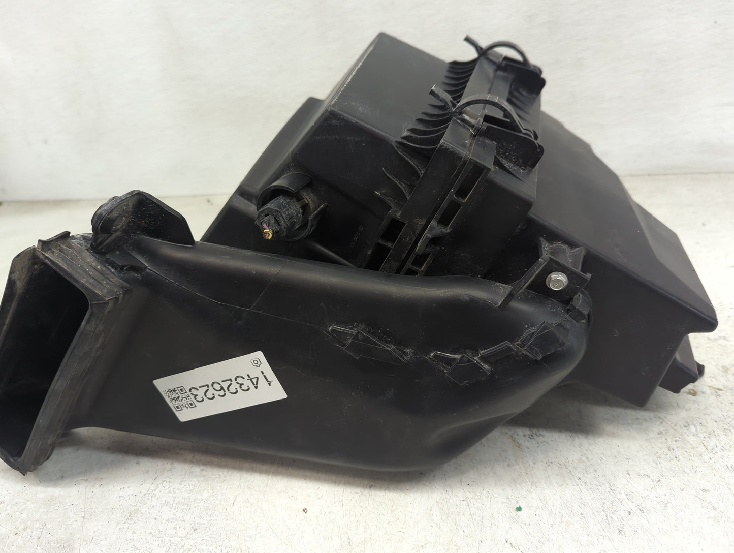 2016-2018 Lincoln Mkx Air Cleaner Intake-duct Hose Tube - Oemusedautoparts1.com