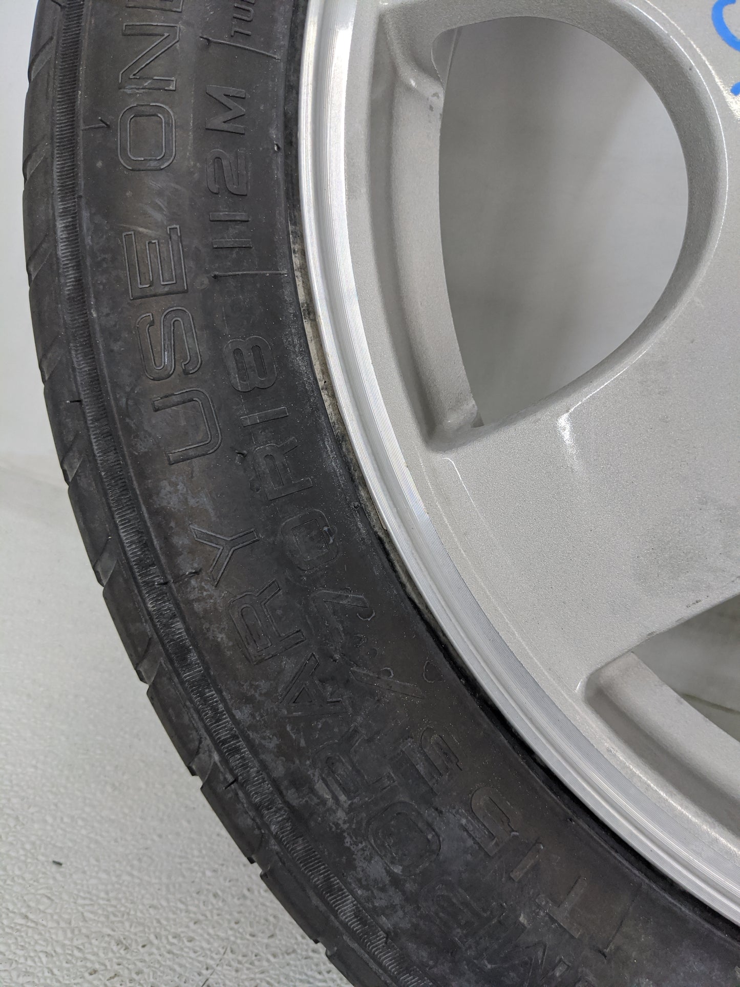 2016-2018 Lincoln Mkx Spare Donut Tire Wheel Rim Oem - Oemusedautoparts1.com