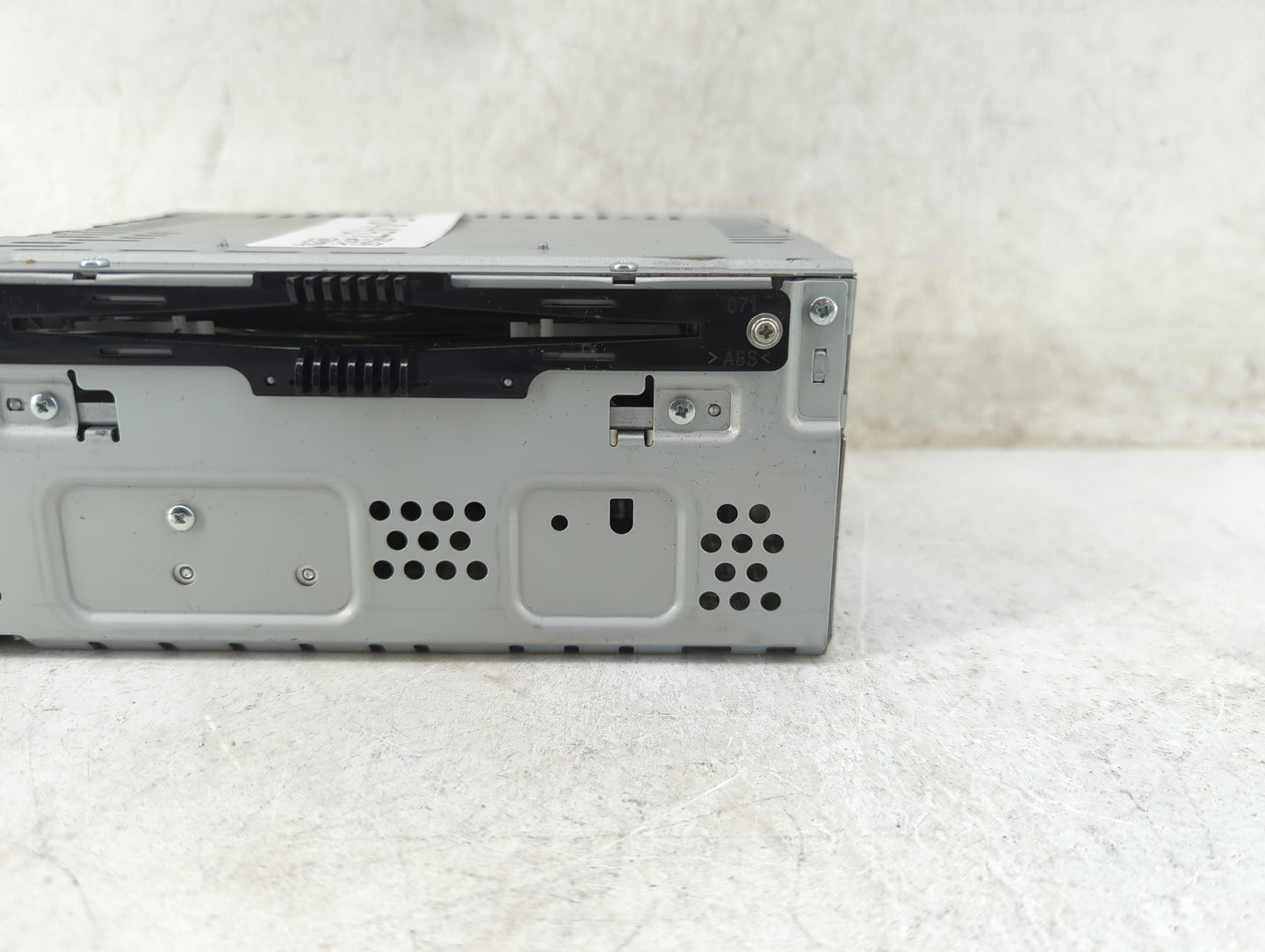 2016 Lincoln Mkx Radio AM FM Cd Player Receiver Replacement P/N:FA1T-19C107-CG Fits OEM Used Auto Parts - Oemusedautoparts1.