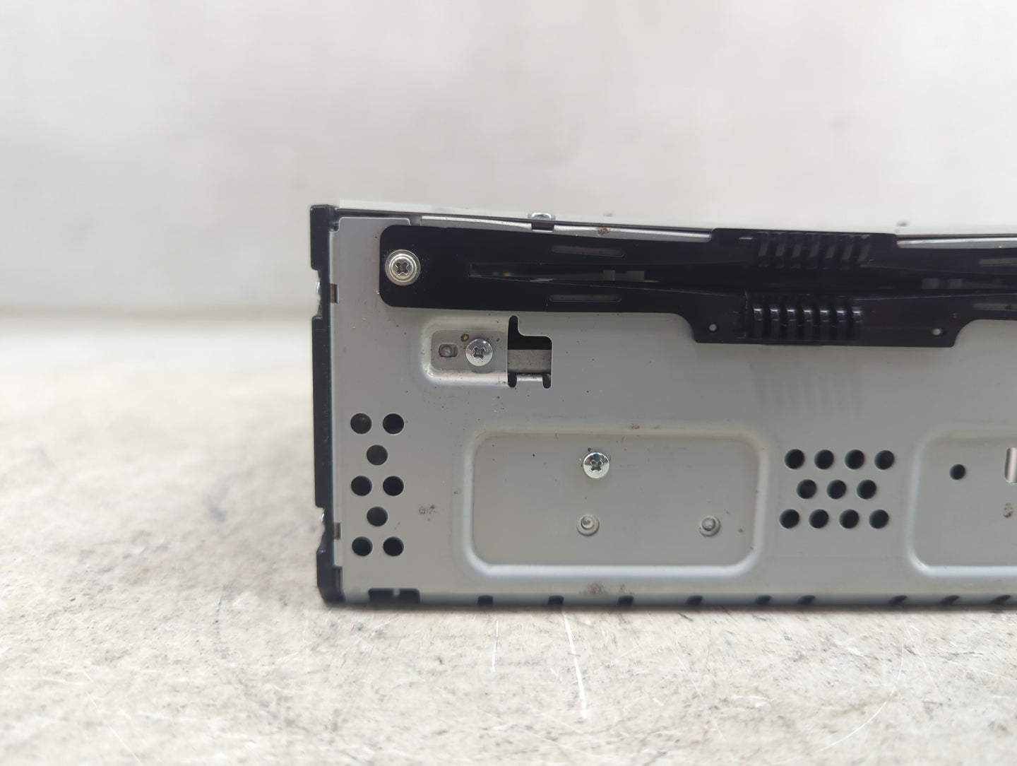 2016 Lincoln Mkx Radio AM FM Cd Player Receiver Replacement P/N:FA1T-19C107-CG CQ-FJ1E2UM Fits OEM Used Auto Parts - Oemused