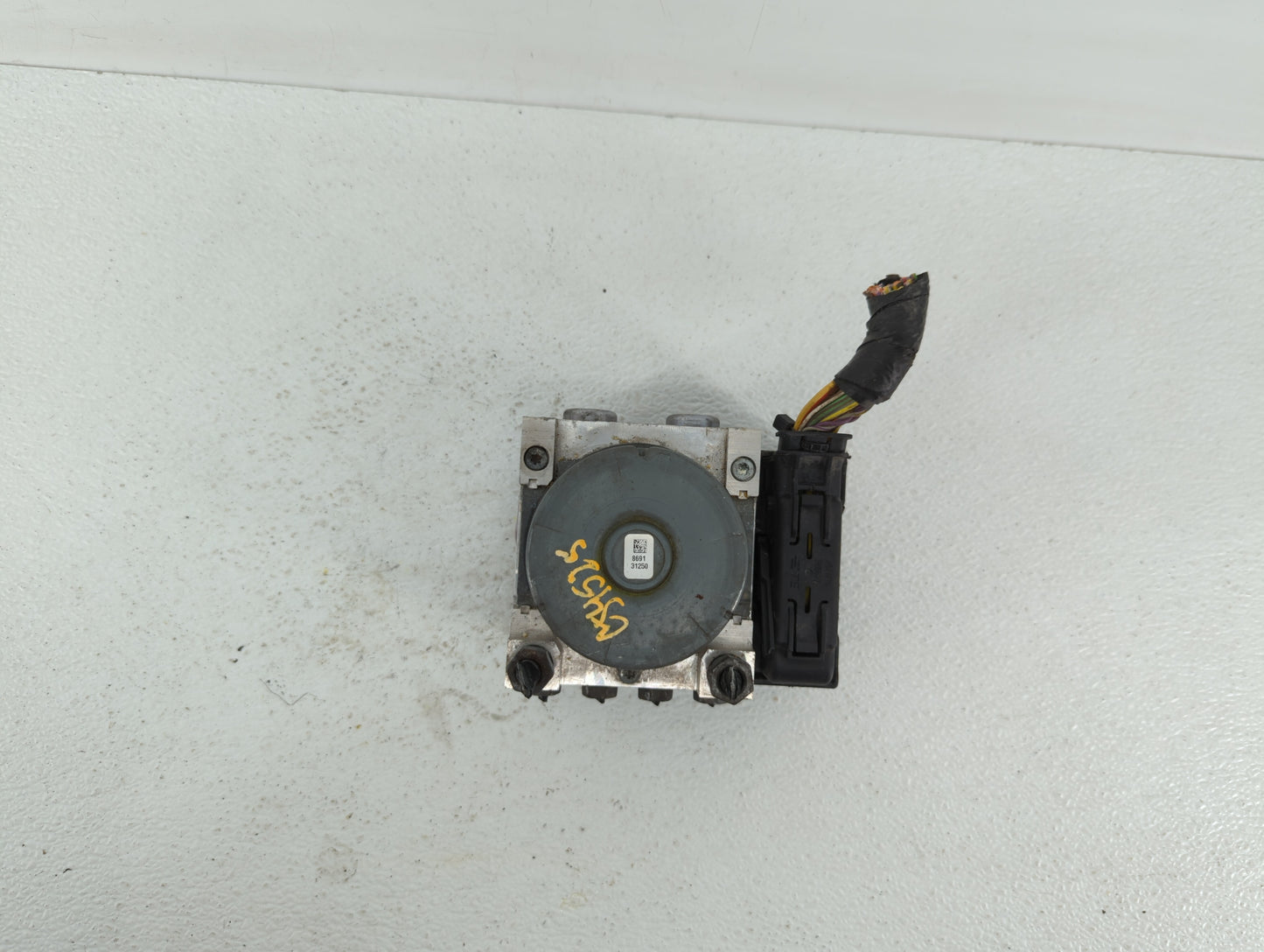 2016-2018 Lincoln Mkx ABS Pump Control Module Replacement P/N:F2GC-2C405-AF F2GC-2C405-AG Fits Fits 2015 2016 2017 2018 OEM 