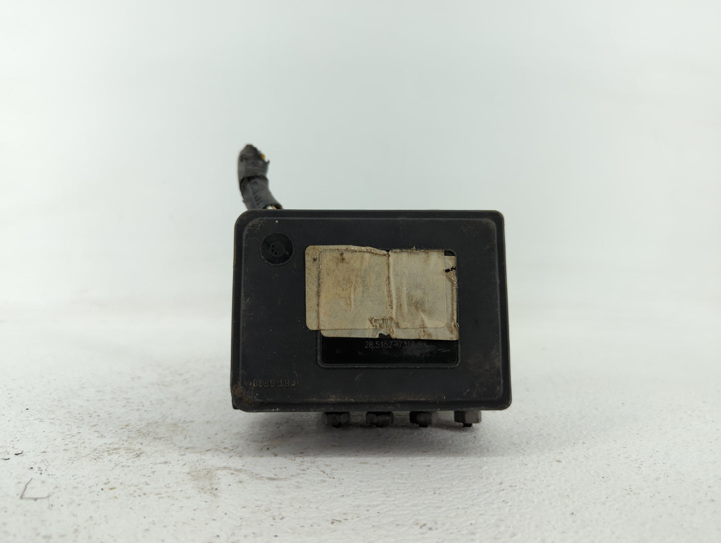 2016-2018 Lincoln Mkx ABS Pump Control Module Replacement P/N:F2GC-2C405-AF F2GC-2C405-AG Fits Fits 2015 2016 2017 2018 OEM 