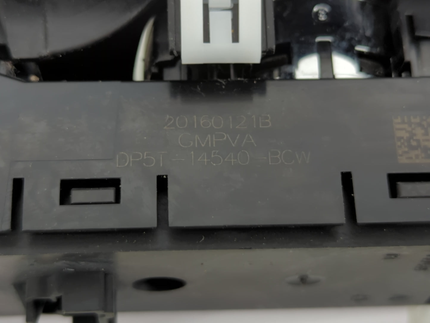 2016 Lincoln Mkx Master Power Window Switch Replacement Driver Side Left P/N:20180216A GA1T-14540-AAW Fits OEM Used Auto Par
