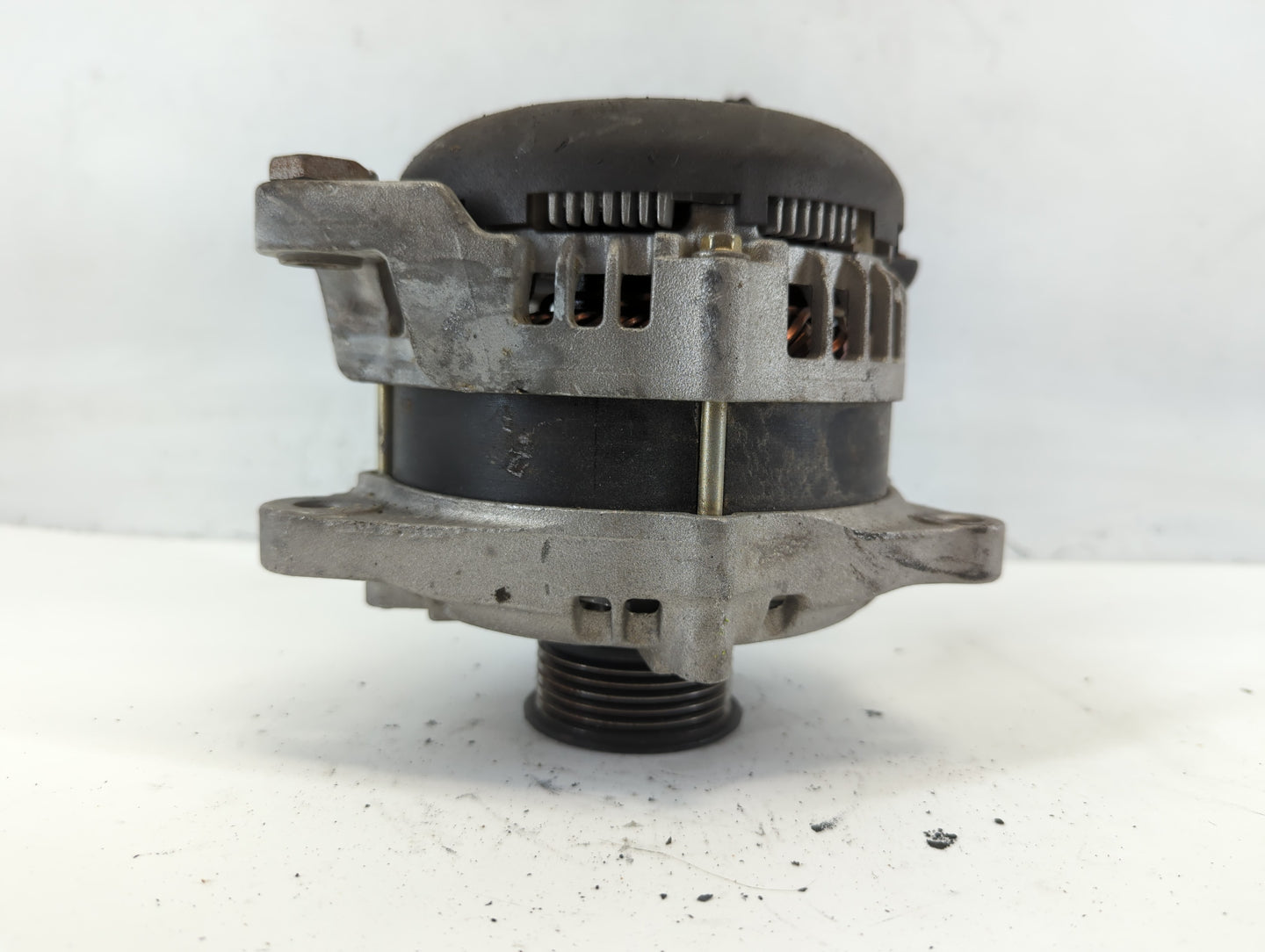 2016-2018 Lincoln Mkx Alternator Replacement Generator Charging Assembly Engine OEM P/N:23117 090 R111575B Fits OEM Used Aut