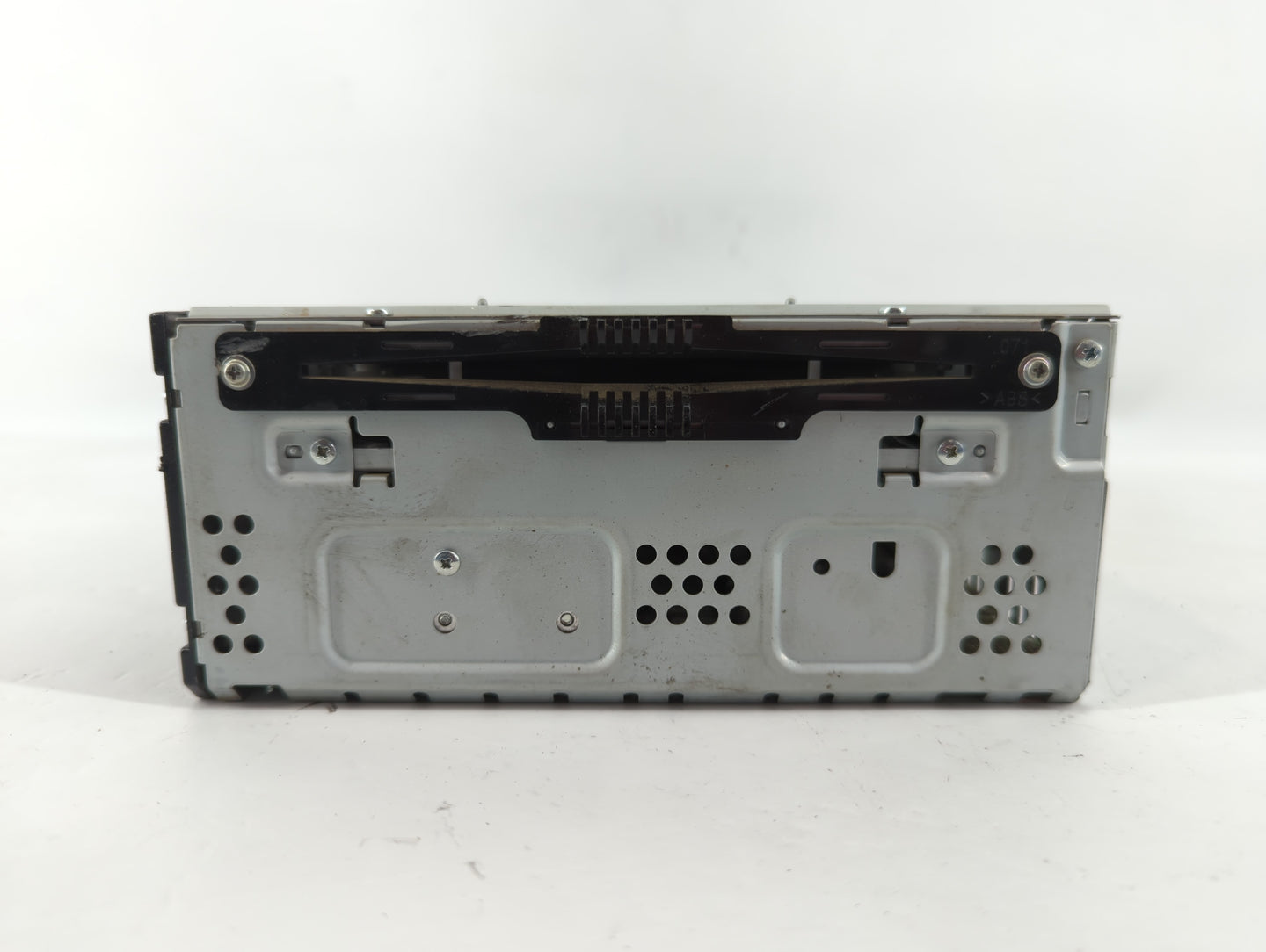 2016 Lincoln Mkx Radio AM FM Cd Player Receiver Replacement Fits OEM Used Auto Parts - Oemusedautoparts1.com