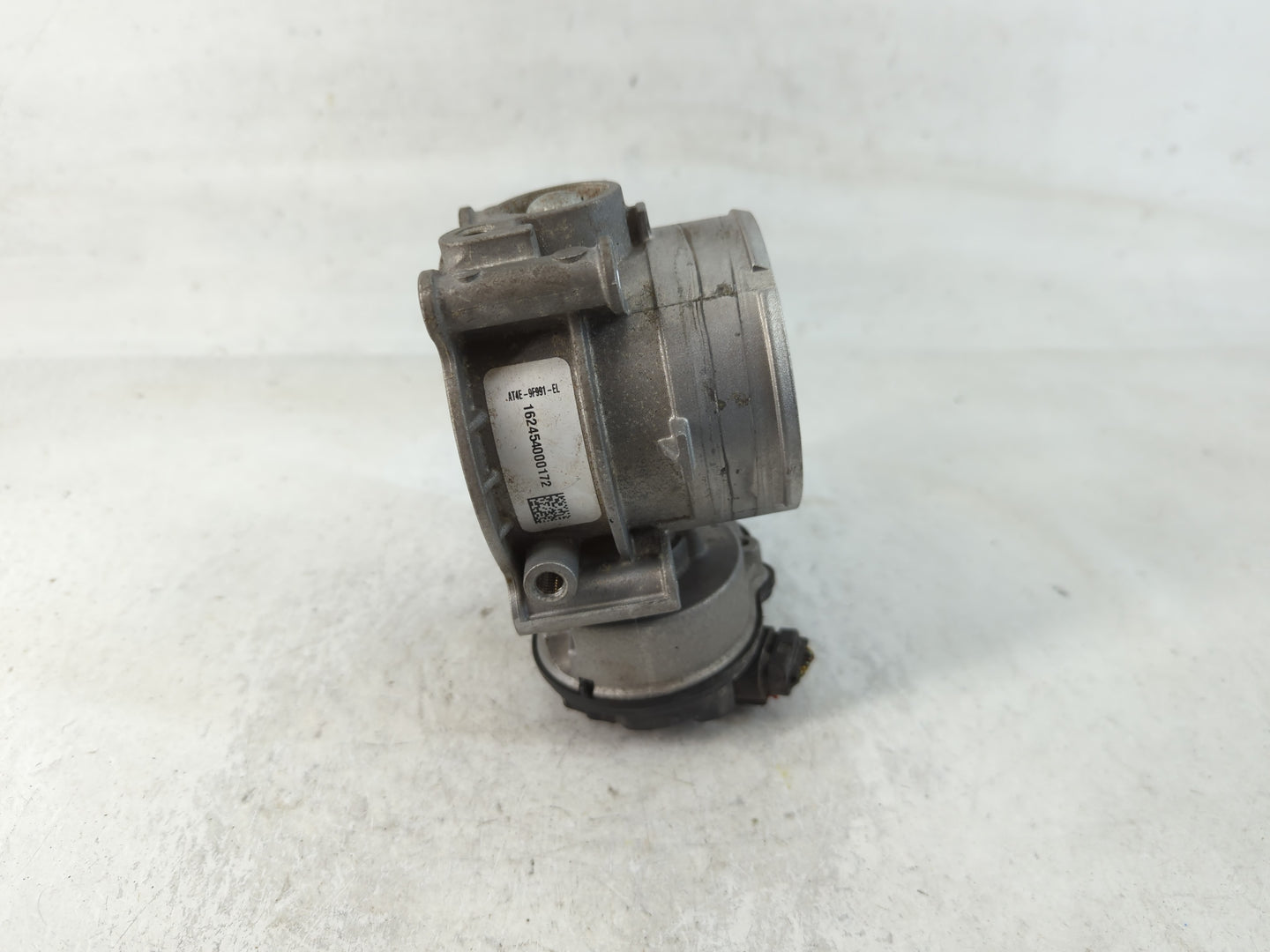 2011-2018 Lincoln Mkx Throttle Body P/N:AT4E-9F-991-EL Fits Fits 2011 2012 2013 2014 2015 2016 2017 2018 2019 OEM Used Auto 