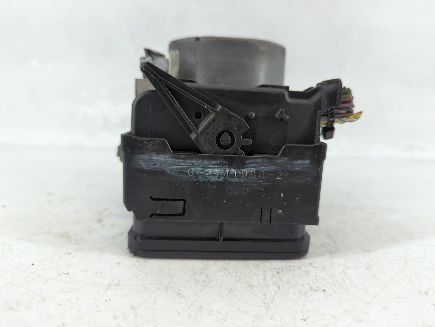 2016-2018 Lincoln Mkx ABS Pump Control Module Replacement P/N:F2GC-2C405-AF Fits Fits 2015 2016 2017 2018 OEM Used Auto Part