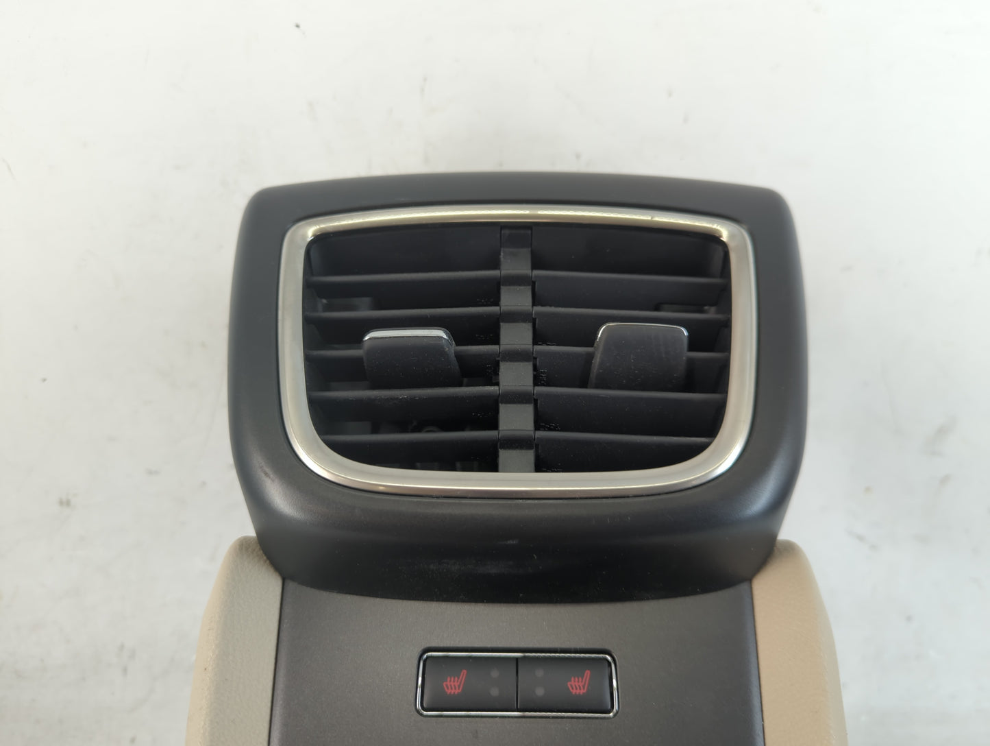 2016 Lincoln Mkx  Console Rear Panel Trim Cover & Air Vent Grille - Oemusedautoparts1.com