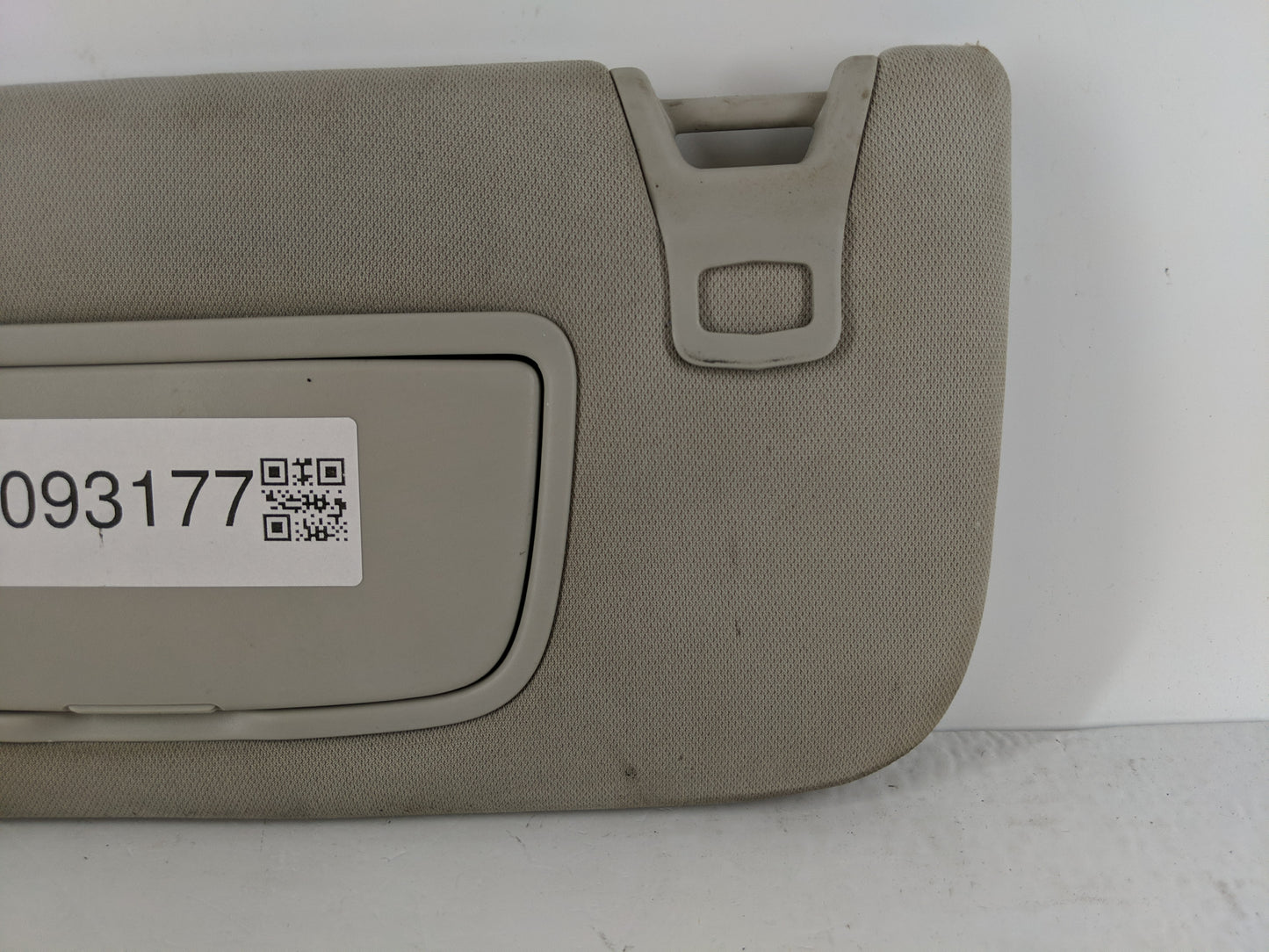 2015-2017 Lincoln Mkz Sun Visor Shade Replacement Driver Left Mirror Fits Fits 2015 2016 2017 OEM Used Auto Parts - Oemuseda