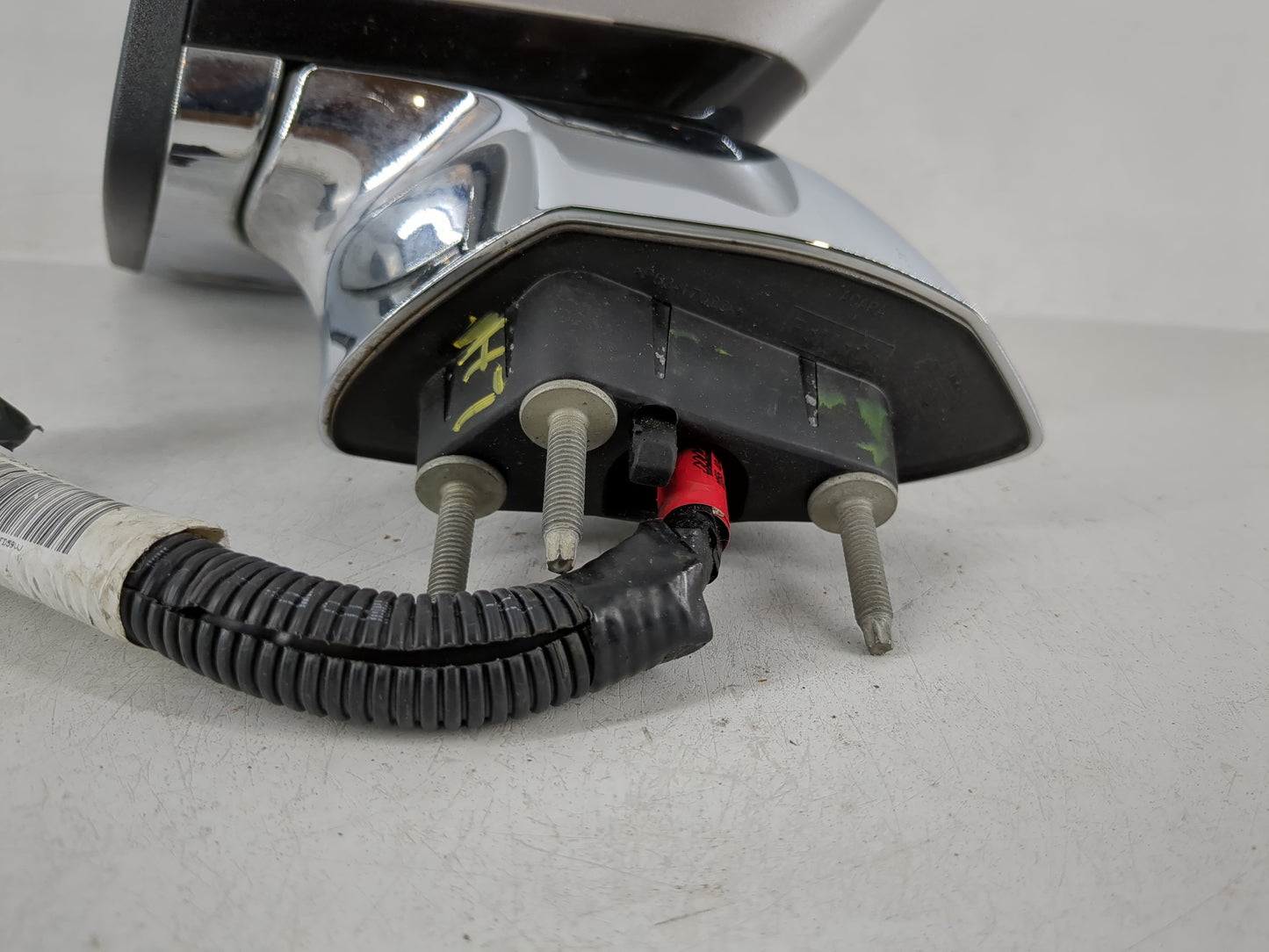 2016 Lincoln Mkz Driver Side View Mirror - Left Door Mirror OEM Used - Oemusedautoparts1.com