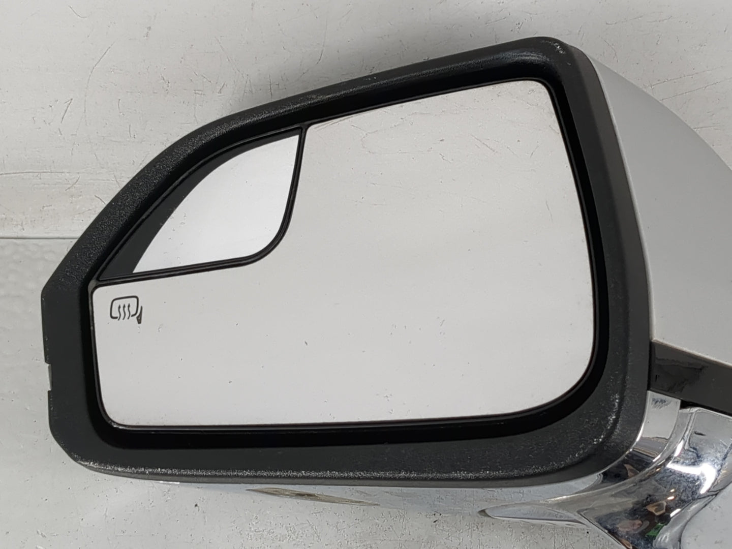 2016 Lincoln Mkz Driver Side View Mirror - Left Door Mirror OEM Used - Oemusedautoparts1.com