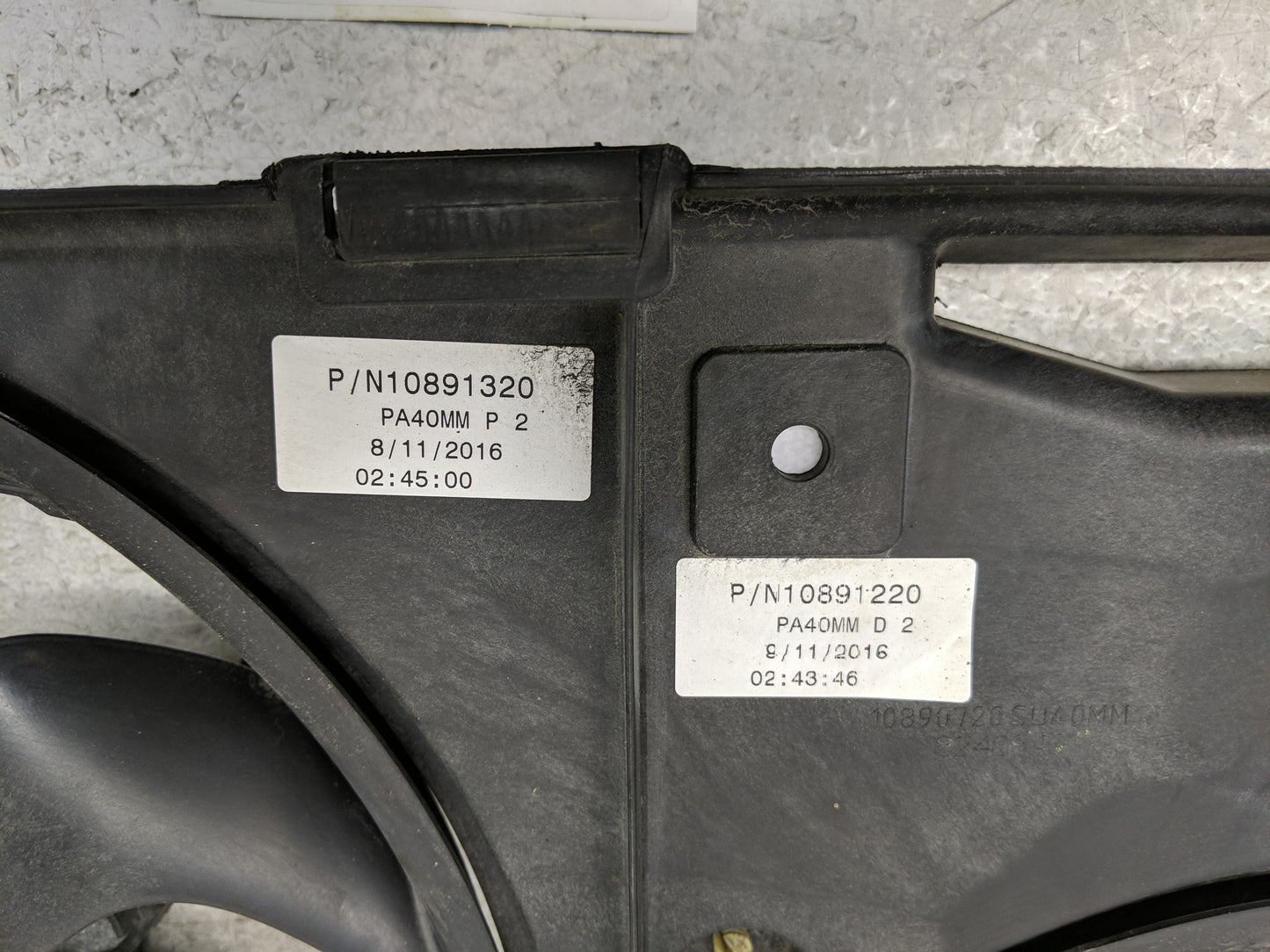 2016-2020 Lincoln Mkz Electric Radiator Cooling Fan Motor Assembly P/N:10891220 10891320 Fits Fits 2016 2017 2018 2019 2020 