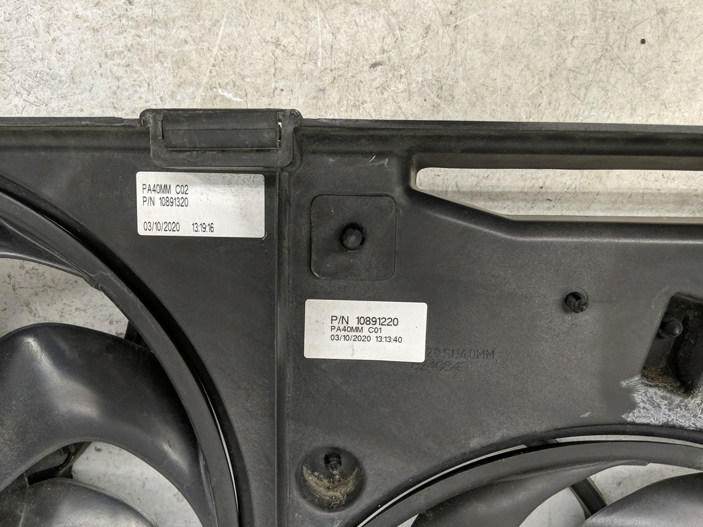 2016-2020 Lincoln Mkz Electric Radiator Cooling Fan Motor Assembly P/N:10891220 10891320 Fits Fits 2016 2017 2018 2019 2020 