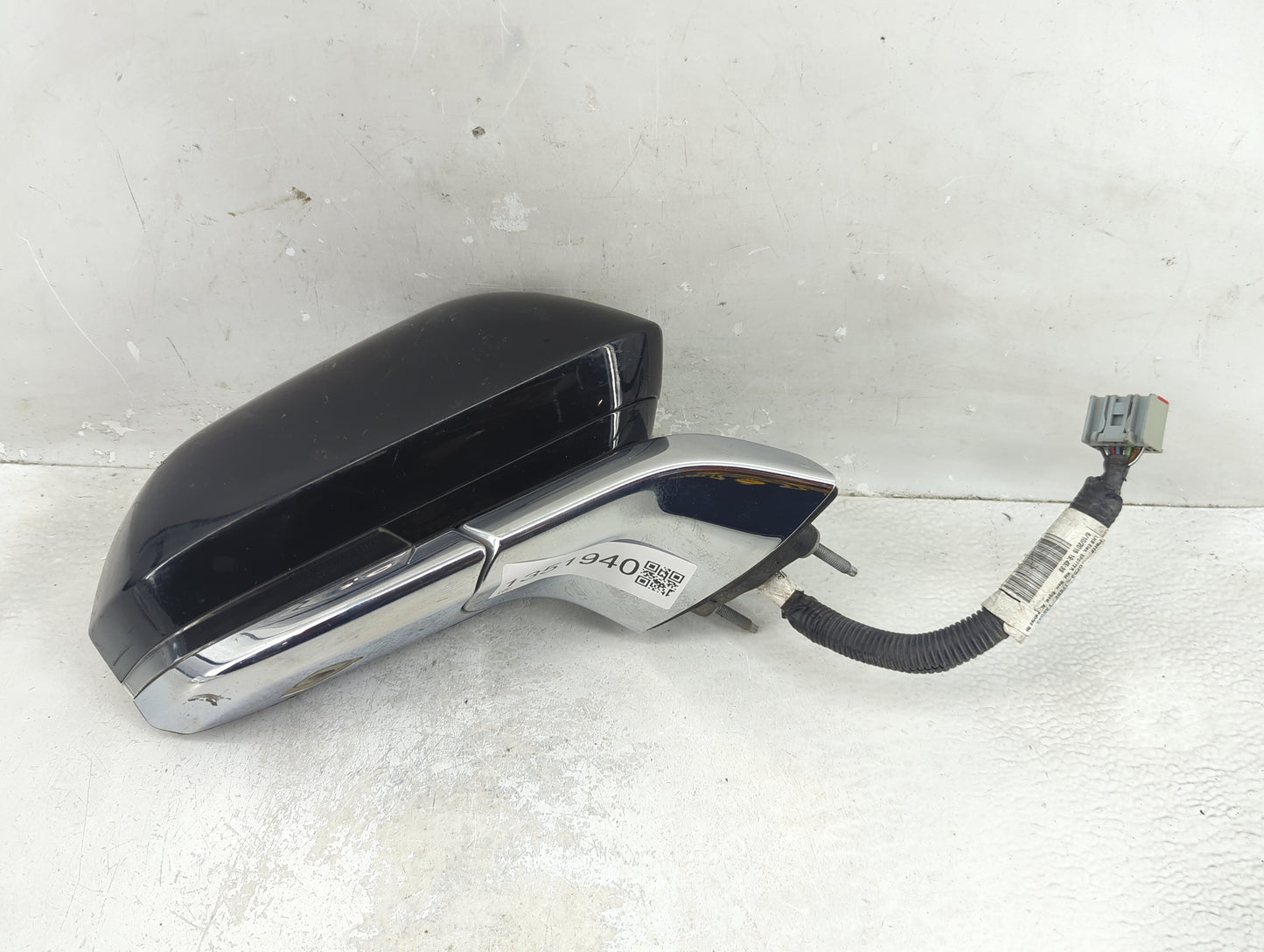 2016 Lincoln Mkz Passenger Side View Mirror - Right Door Mirror OEM Used - Oemusedautoparts1.com