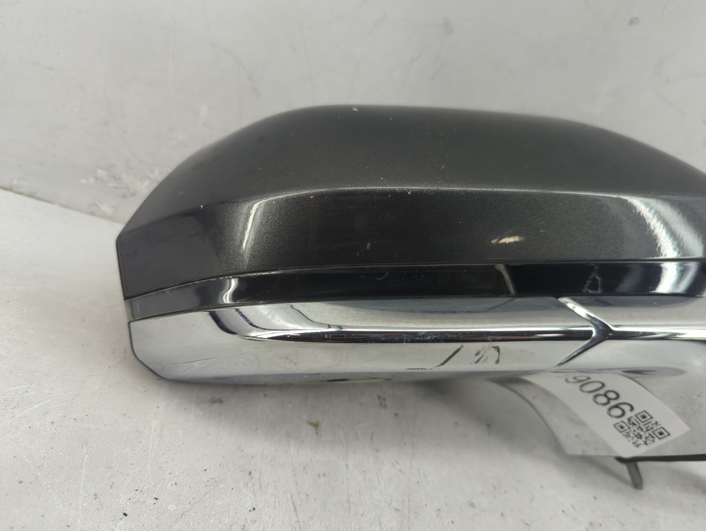 2016 Lincoln Mkz Passenger Side View Mirror - Right Door Mirror OEM Used - Oemusedautoparts1.com