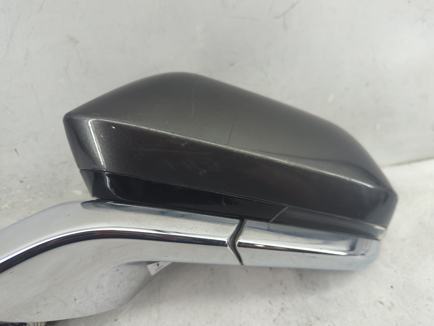 2016 Lincoln Mkz Driver Side View Mirror - Left Door Mirror OEM Used - Oemusedautoparts1.com