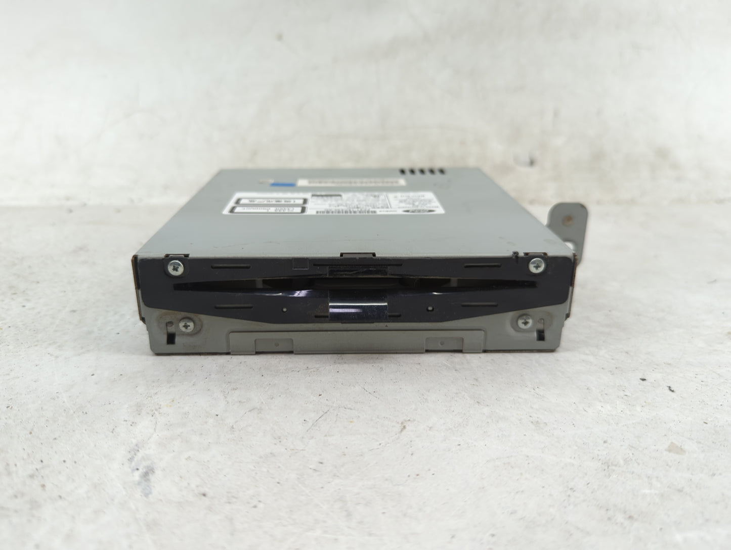 2015-2016 Lincoln Mkz Radio AM FM Cd Player Receiver Replacement P/N:FP5T-18C830-AD Fits Fits 2015 2016 OEM Used Auto Parts 