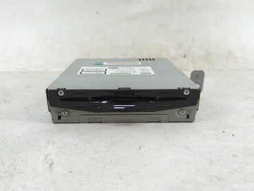 2015-2016 Lincoln Mkz Radio AM FM Cd Player Receiver Replacement P/N:FP5T-18C830-AD Fits Fits 2015 2016 OEM Used Auto Parts 