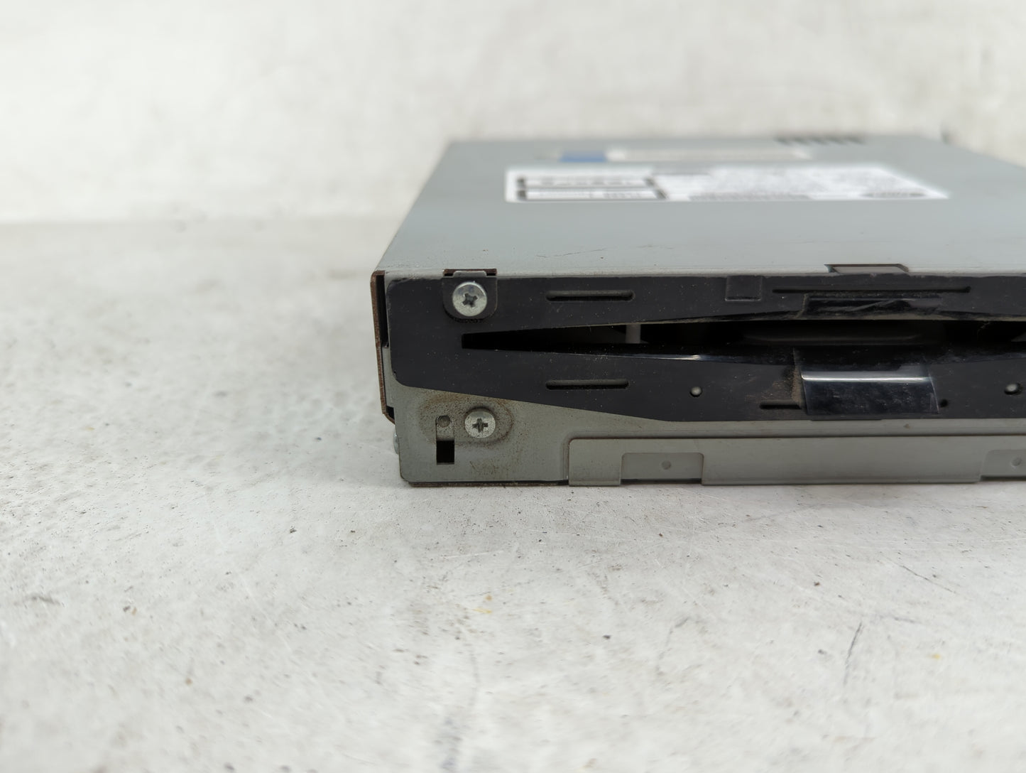 2015-2016 Lincoln Mkz Radio AM FM Cd Player Receiver Replacement P/N:FP5T-18C830-AD Fits Fits 2015 2016 OEM Used Auto Parts 