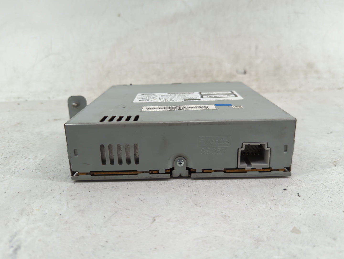 2015-2016 Lincoln Mkz Radio AM FM Cd Player Receiver Replacement P/N:FP5T-18C830-AD Fits Fits 2015 2016 OEM Used Auto Parts 