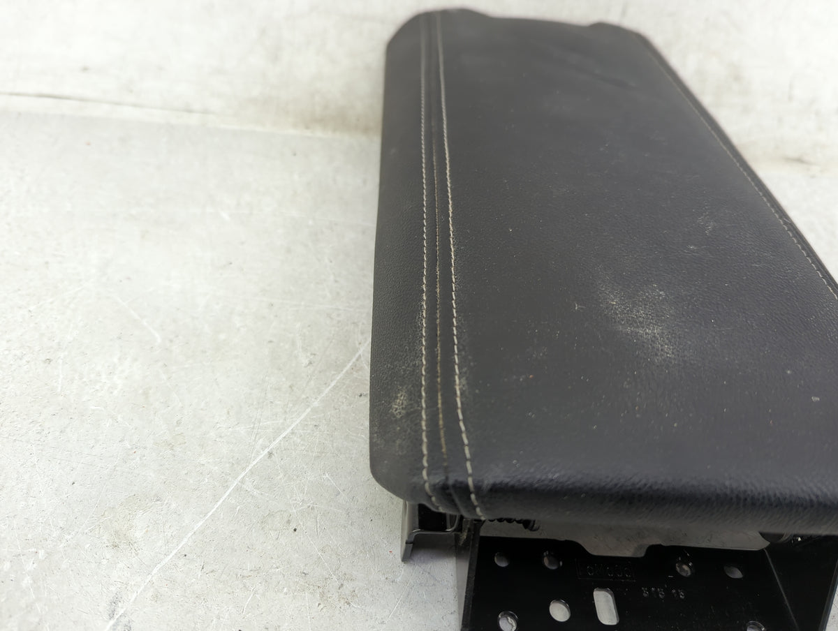 2013-2016 Lincoln Mkz Center Console Armrest Cover Lid Fits Fits 2013 2014 2015 2016 OEM Used Auto Parts - Oemusedautoparts1
