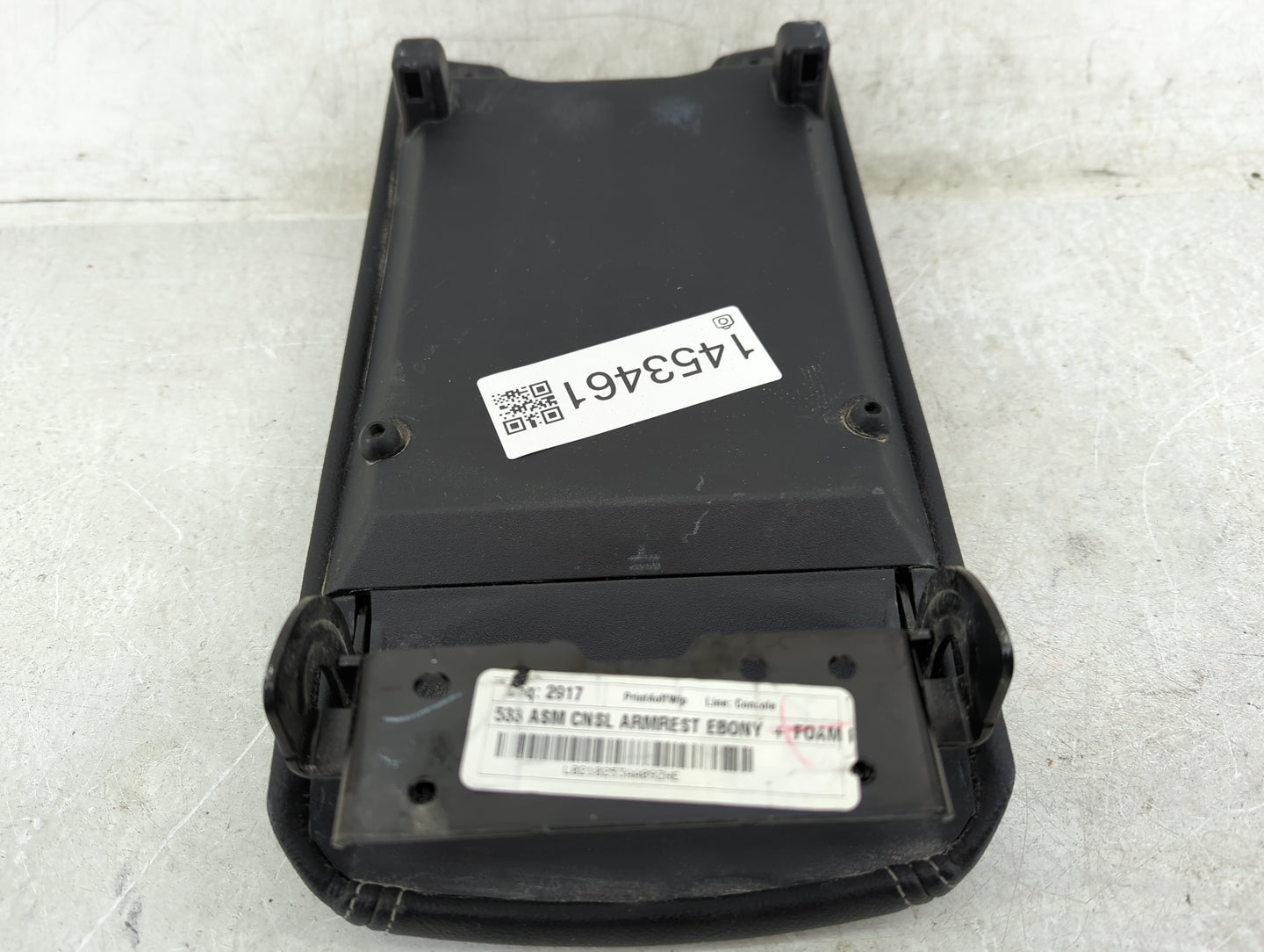 2016 Lincoln Mkz Center Console Armrest Cover Lid Fits OEM Used Auto Parts - Oemusedautoparts1.com