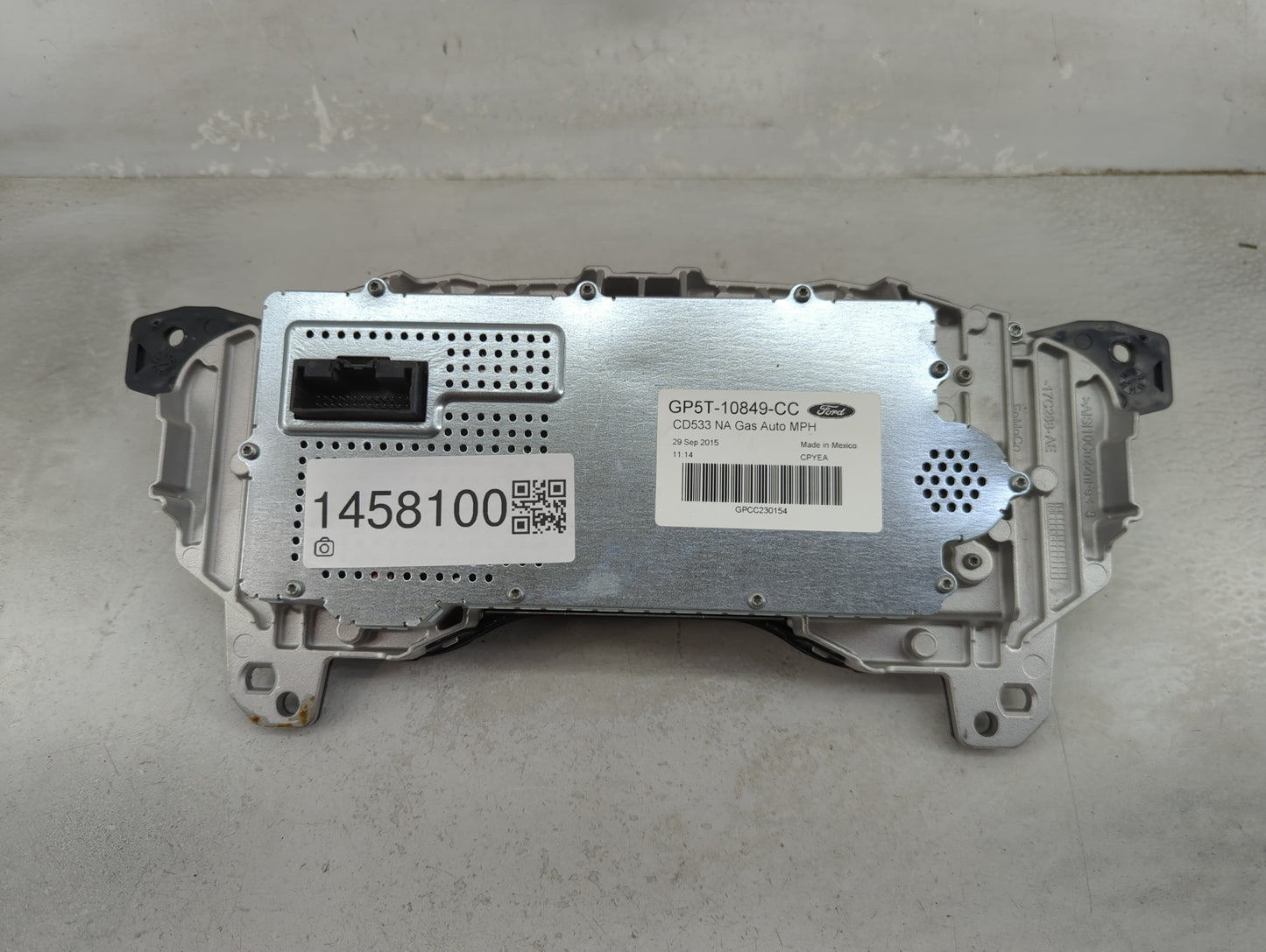 2016 Lincoln Mkz Instrument Cluster Speedometer Gauges P/N:GP5T-10849-CC Miles: Fits OEM Used Auto Parts - Oemusedautoparts1
