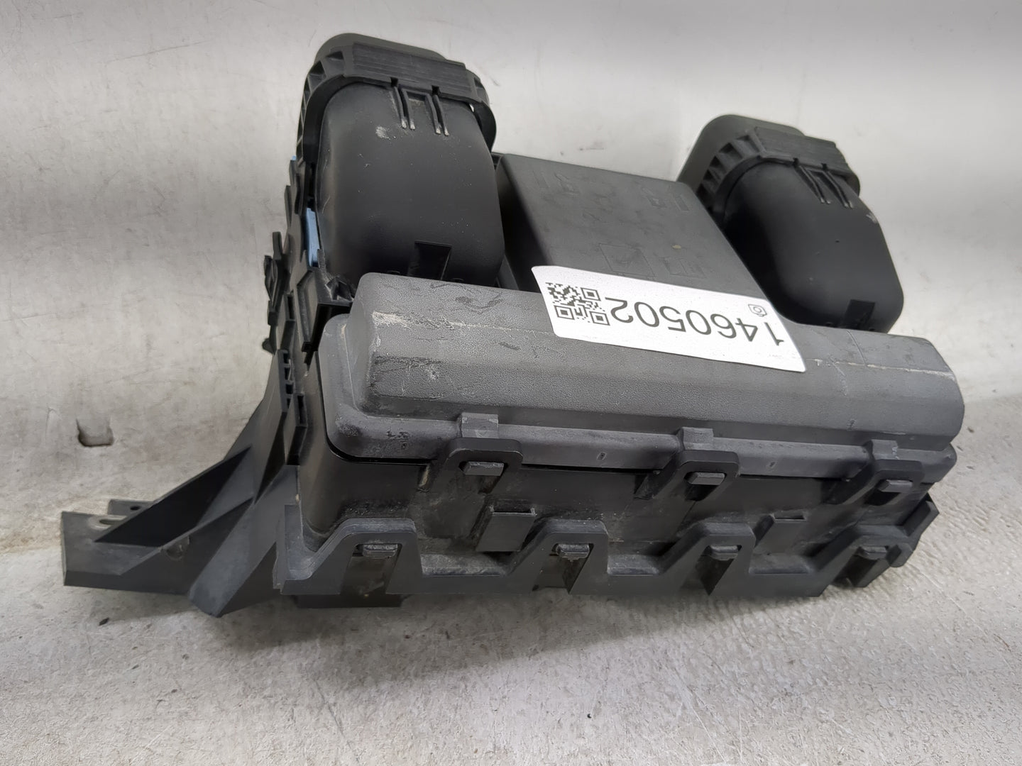 2015-2016 Lincoln Mkz Fusebox Fuse Box Panel Relay Module Fits Fits 2015 2016 OEM Used Auto Parts - Oemusedautoparts1.com