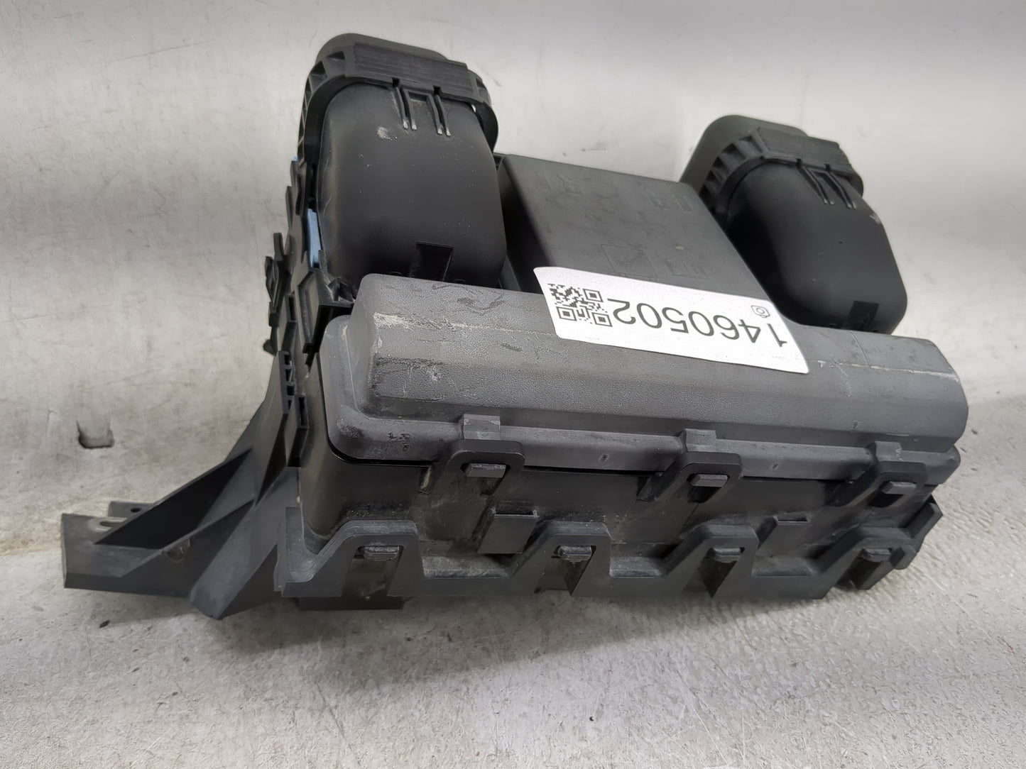 2015-2016 Lincoln Mkz Fusebox Fuse Box Panel Relay Module Fits Fits 2015 2016 OEM Used Auto Parts - Oemusedautoparts1.com