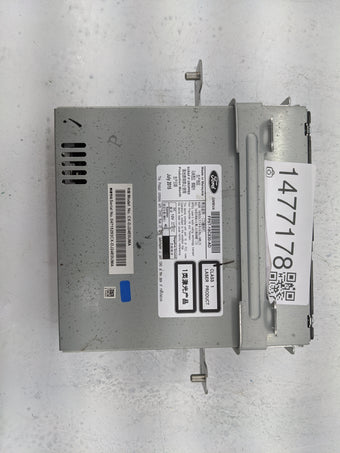 compare product 2016 Lincoln Mkz Radio AM FM Cd Player Receiver Replacement P/N:FP5T-18C830-AD CX-DJ24E0/MA Fits OEM Used Auto Parts