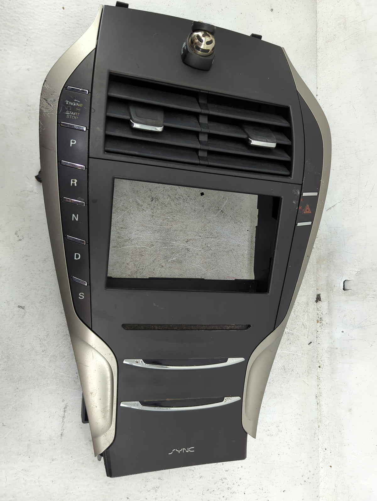 2014-2014 Lincoln Mkz Radio Control Panel 1489031 - Oemusedautoparts1.com