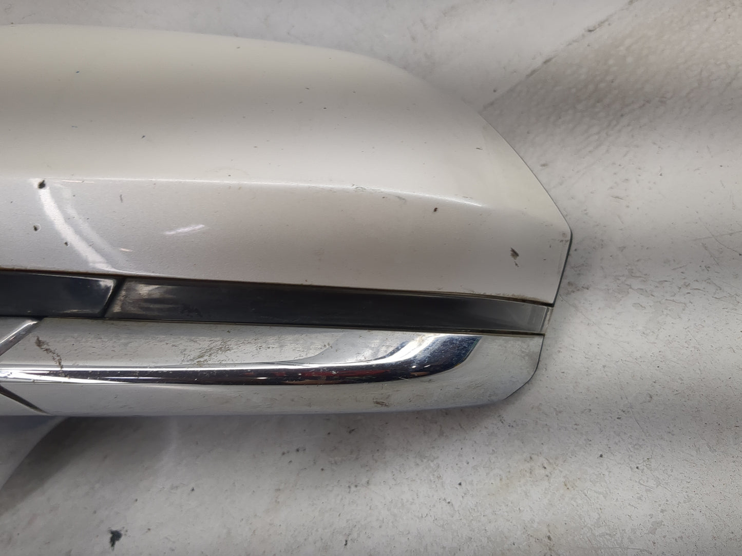 2016 Lincoln Mkz Driver Side View Mirror - Left Door Mirror OEM Used - Oemusedautoparts1.com