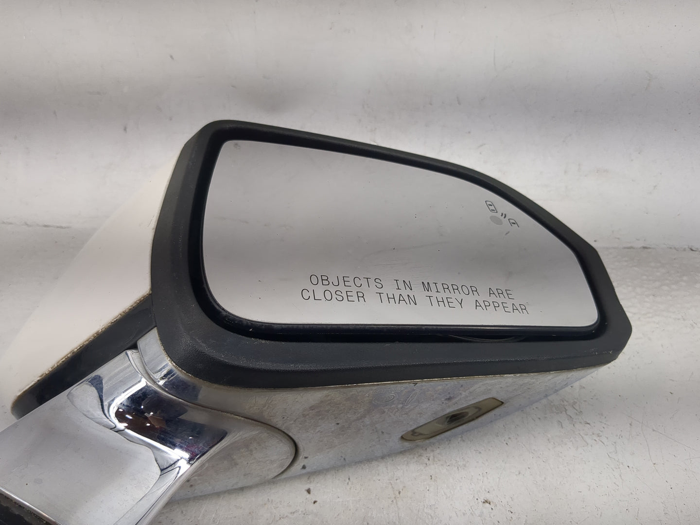 2016 Lincoln Mkz Passenger Side View Mirror - Right Door Mirror OEM Used - Oemusedautoparts1.com