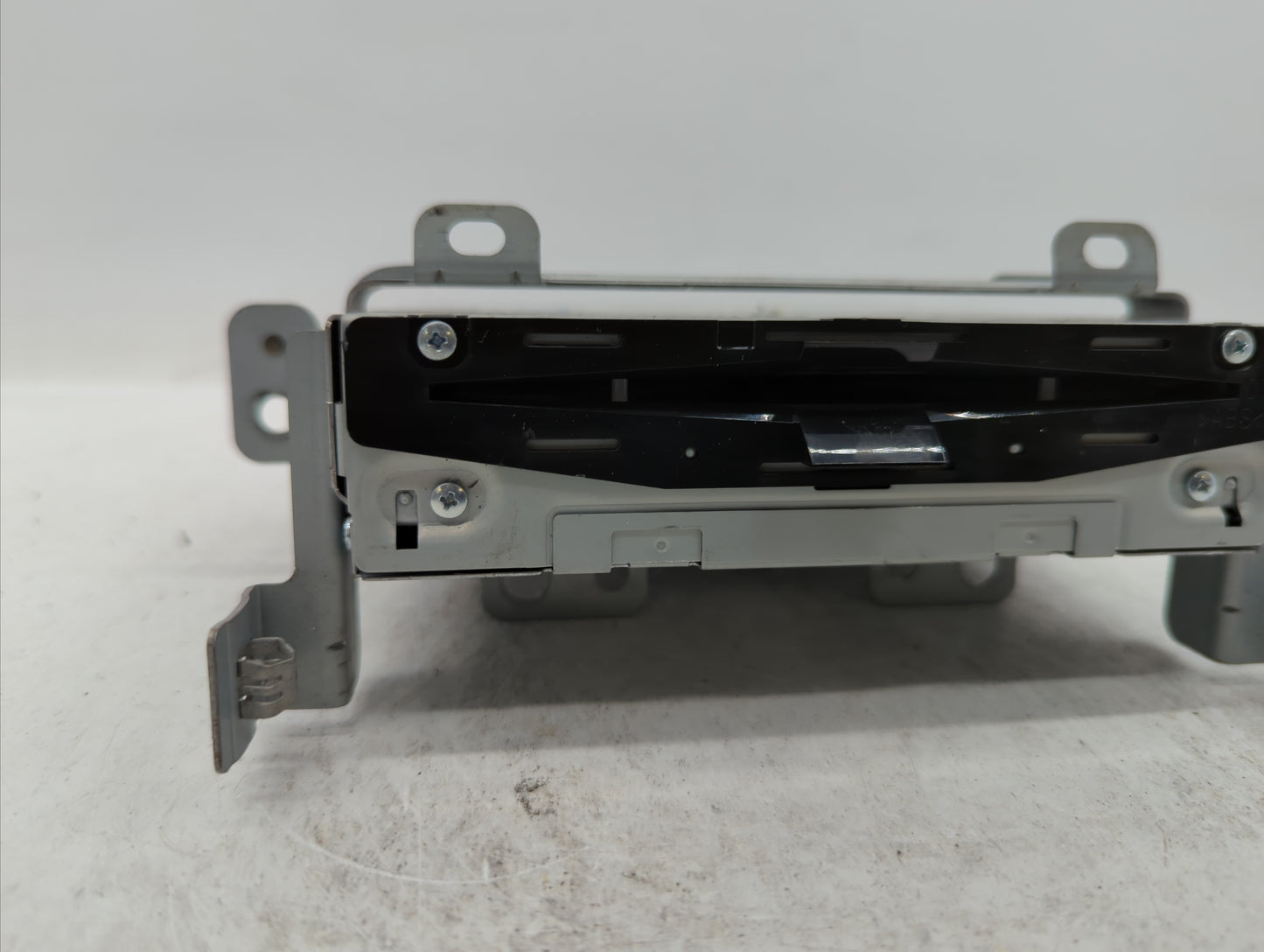 2015-2020 Lincoln Mkz Radio AM FM Cd Player Receiver Replacement P/N:FP5T-18C830-AD HP5T-18C830-AC Fits OEM Used Auto Parts 