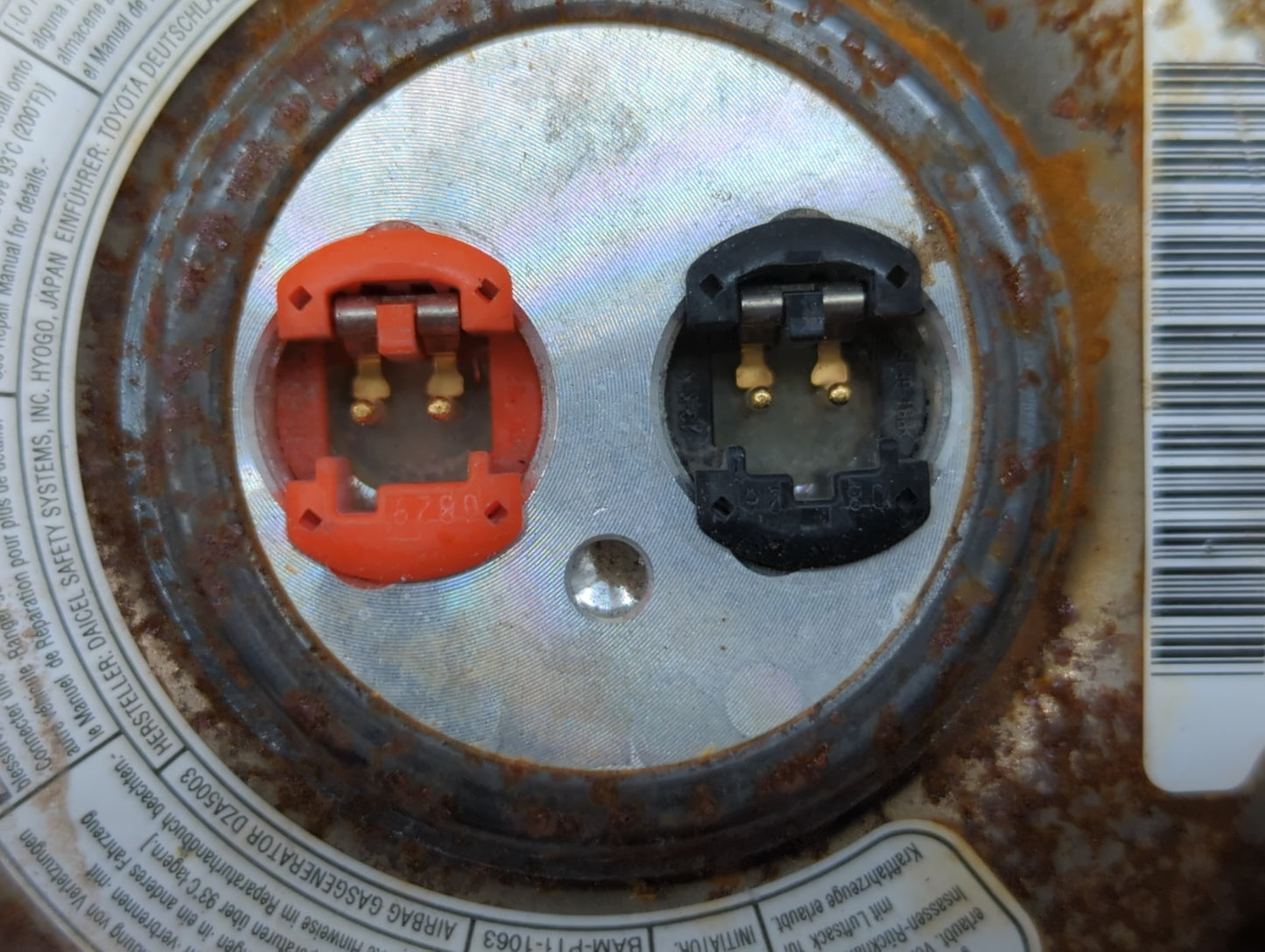 2015-2016 Lincoln Mkz Air Bag Driver Left Knee OEM P/N:BAM-PT1-1063 Fits Fits 2015 2016 OEM Used Auto Parts - Oemusedautopar