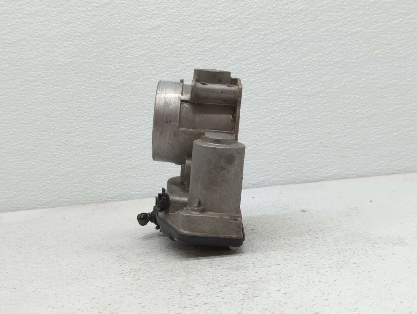 2013-2019 Lincoln Mkz Throttle Body P/N:DS7E-9F991-AG DS7E-9F991-AK Fits Fits 2013 2014 2015 2016 2017 2018 2019 2020 OEM Us
