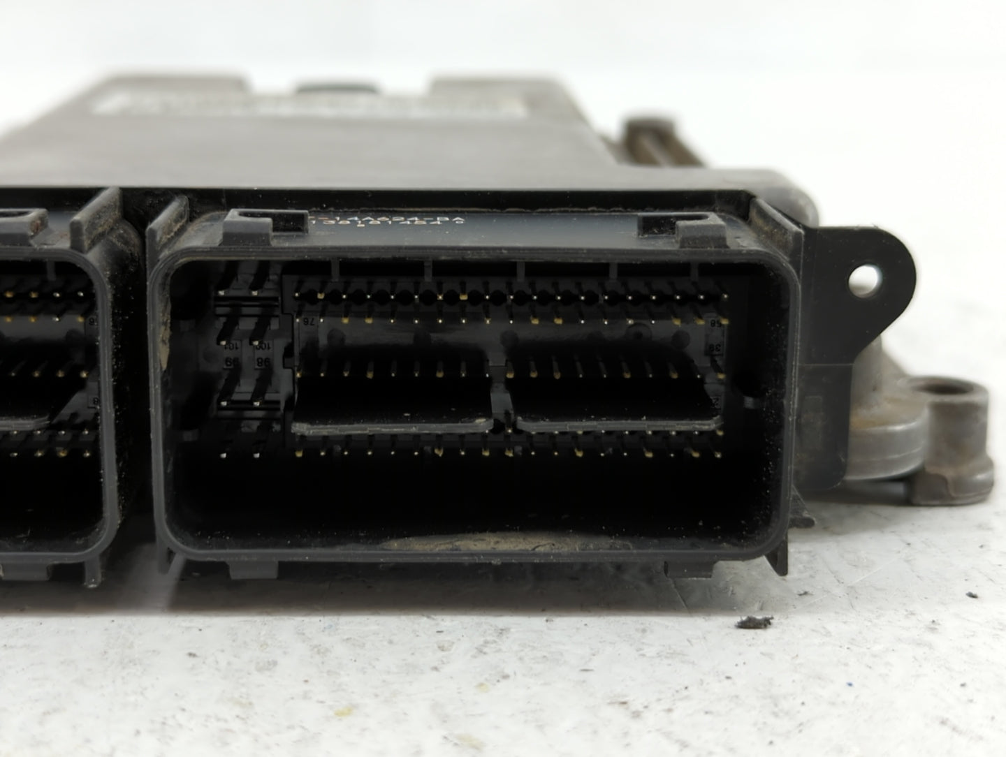 2016 Lincoln Mkz PCM Engine Control Computer ECU ECM PCU OEM P/N:FJ5A-12B684-AA GP5A-12A650-MB Fits OEM Used Auto Parts - Oe