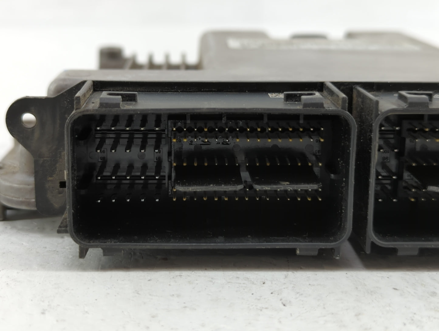 2016 Lincoln Mkz PCM Engine Control Computer ECU ECM PCU OEM P/N:FJ5A-12B684-AA GP5A-12A650-MB Fits OEM Used Auto Parts - Oe