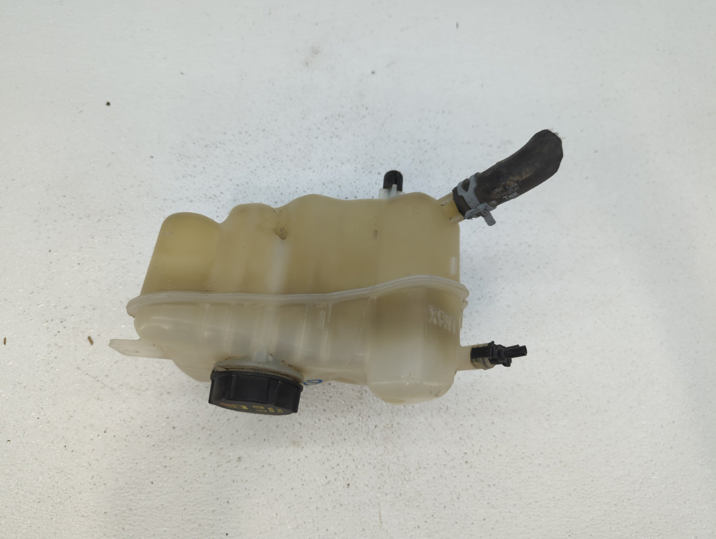 2013-2020 Lincoln Mkz Radiator Coolant Overflow Expansion Tank Bottle - Oemusedautoparts1.com
