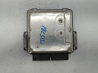 compare product 2016 Lincoln Mkz PCM Engine Control Computer ECU ECM PCU OEM P/N:GP5A-12650-RC GP5A-12A650-NB, FJ5A-12B684-AA, GP5A-12A650-MB OEM Used Auto Parts