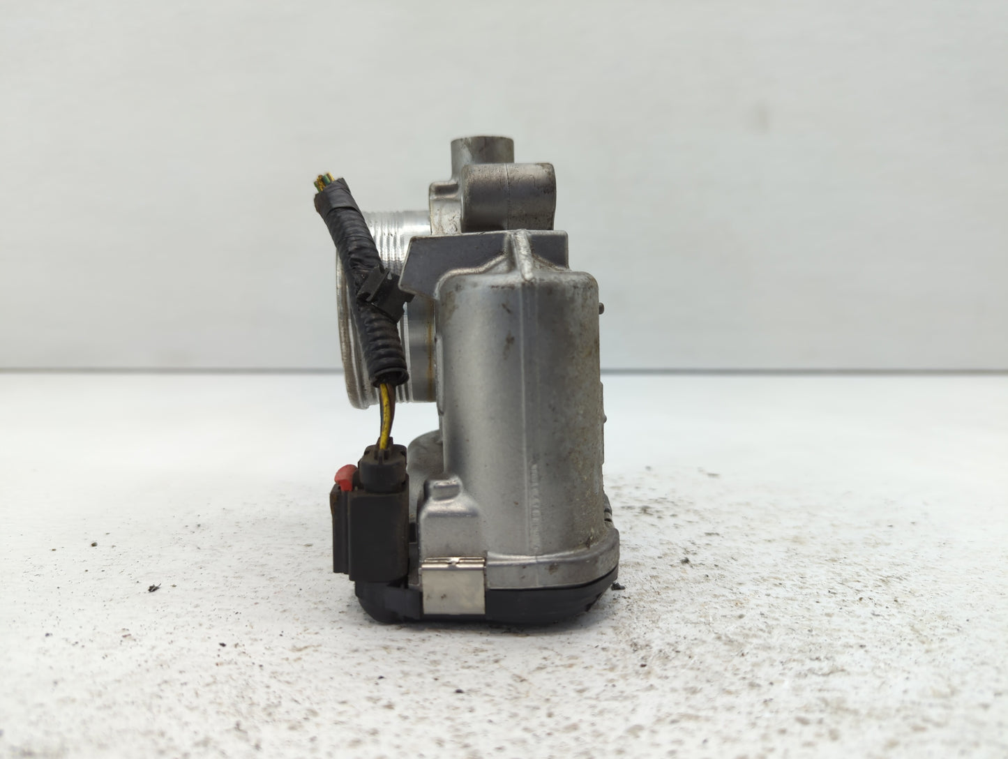 2013-2016 Lincoln Mkz Throttle Body P/N:CM5E 9F991A Fits Fits 2012 2013 2014 2015 2016 2017 OEM Used Auto Parts - Oemusedaut