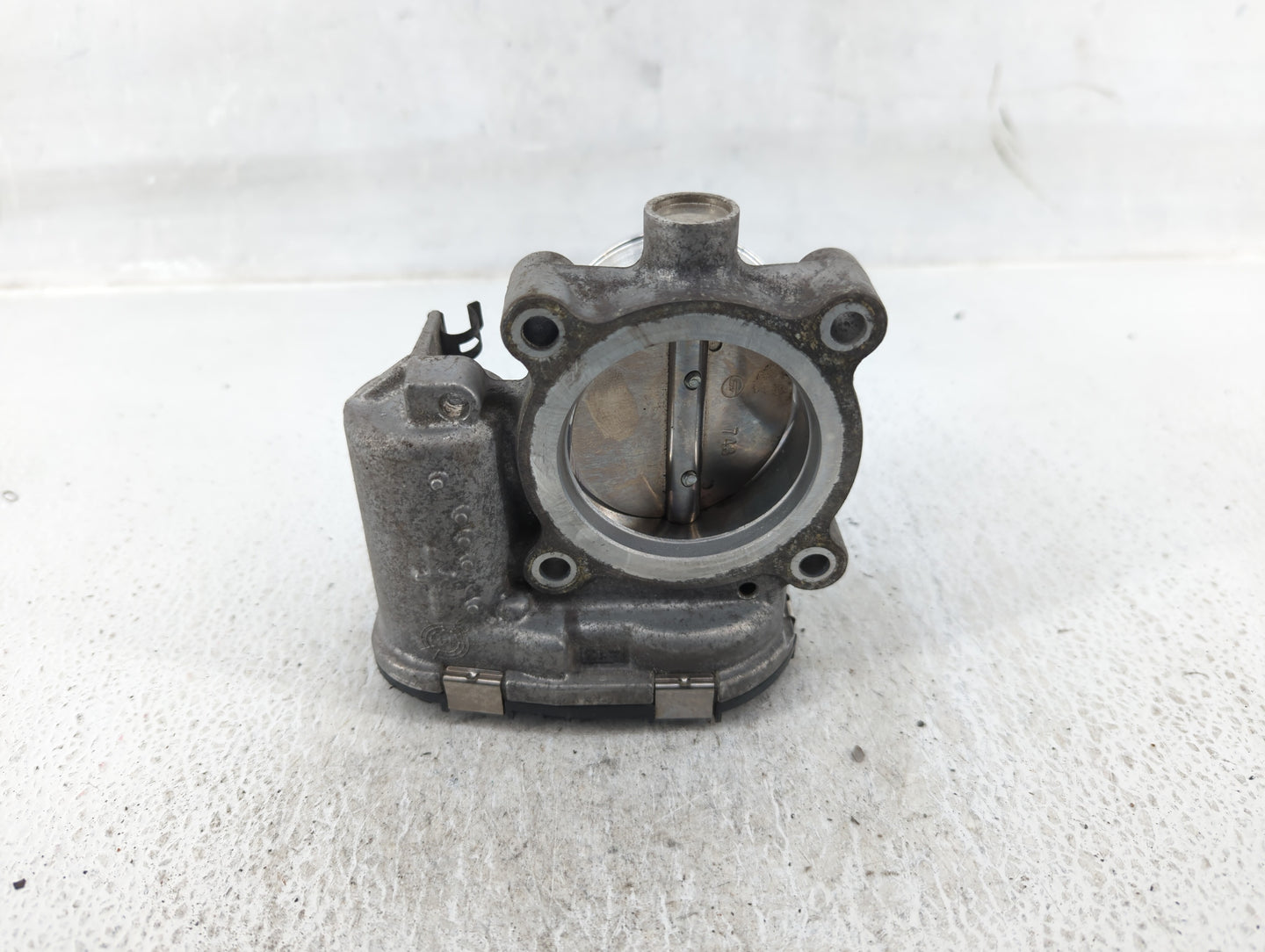 2013-2016 Lincoln Mkz Throttle Body P/N:DS7E-9F991-BB Fits Fits 2012 2013 2014 2015 2016 2017 OEM Used Auto Parts - Oemuseda
