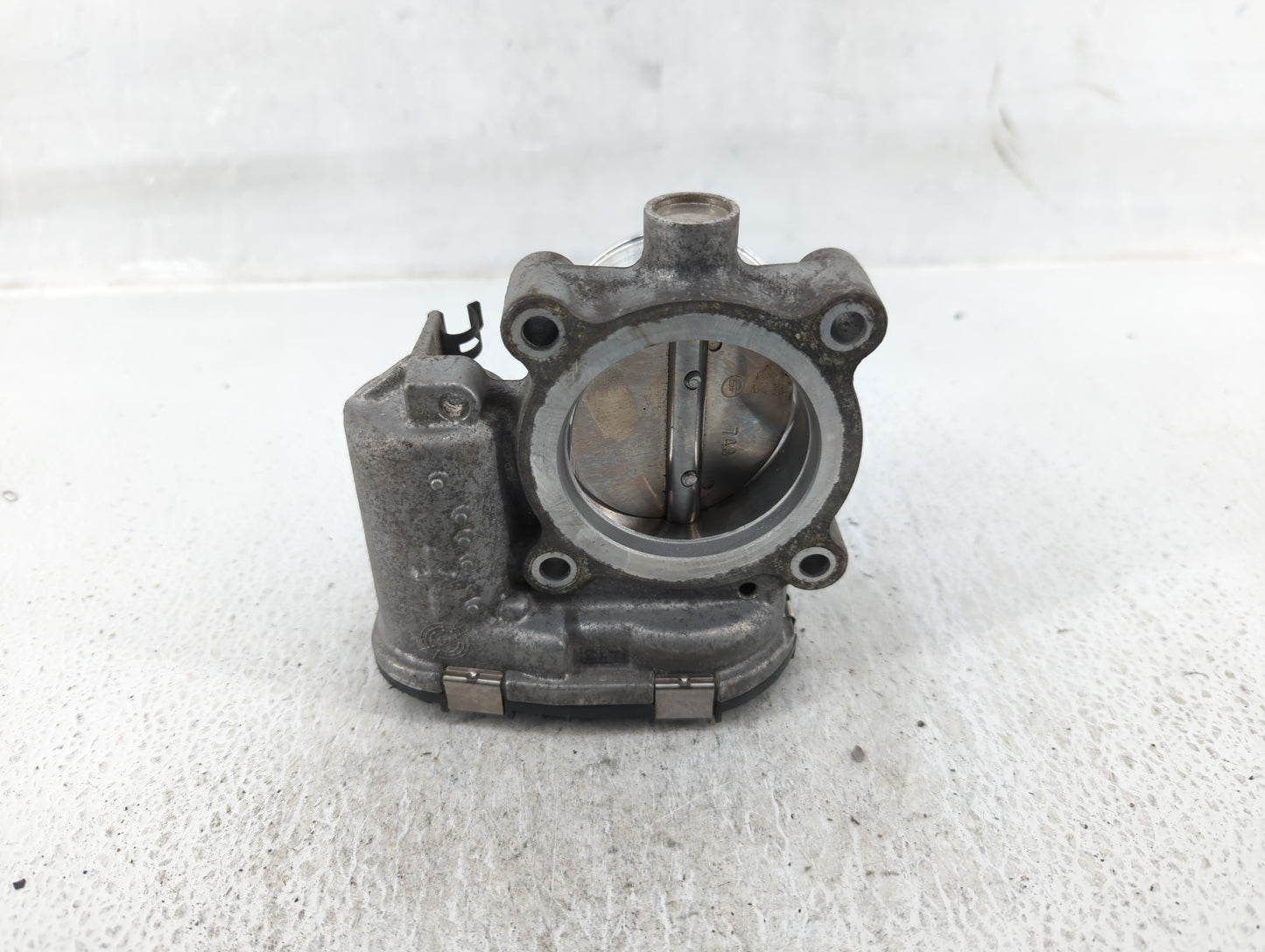 2013-2016 Lincoln Mkz Throttle Body P/N:DS7E-9F991-BB Fits Fits 2012 2013 2014 2015 2016 2017 OEM Used Auto Parts - Oemuseda