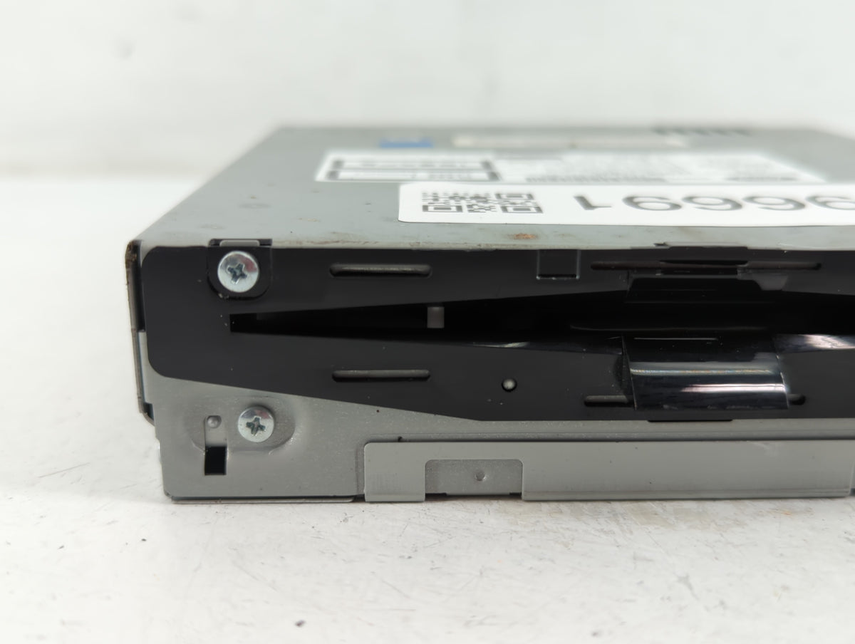2015-2020 Lincoln Mkz Am Fm Cd Player Radio Receiver 696691 - Oemusedautoparts1.com