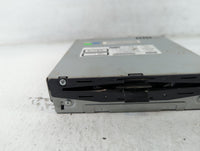 2015-2016 Lincoln Mkz Radio AM FM Cd Player Receiver Replacement P/N:FP5T-18C830-AC Fits Fits 2015 2016 OEM Used Auto Parts 