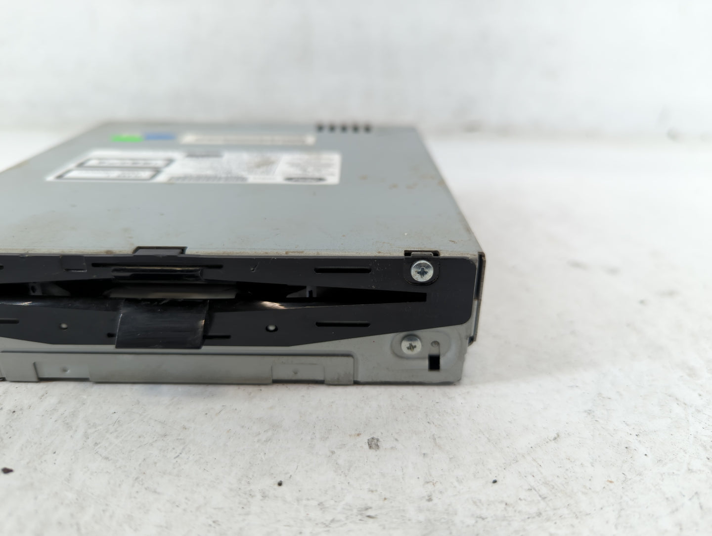 2015-2016 Lincoln Mkz Radio AM FM Cd Player Receiver Replacement P/N:FP5T-18C830-AC Fits Fits 2015 2016 OEM Used Auto Parts 