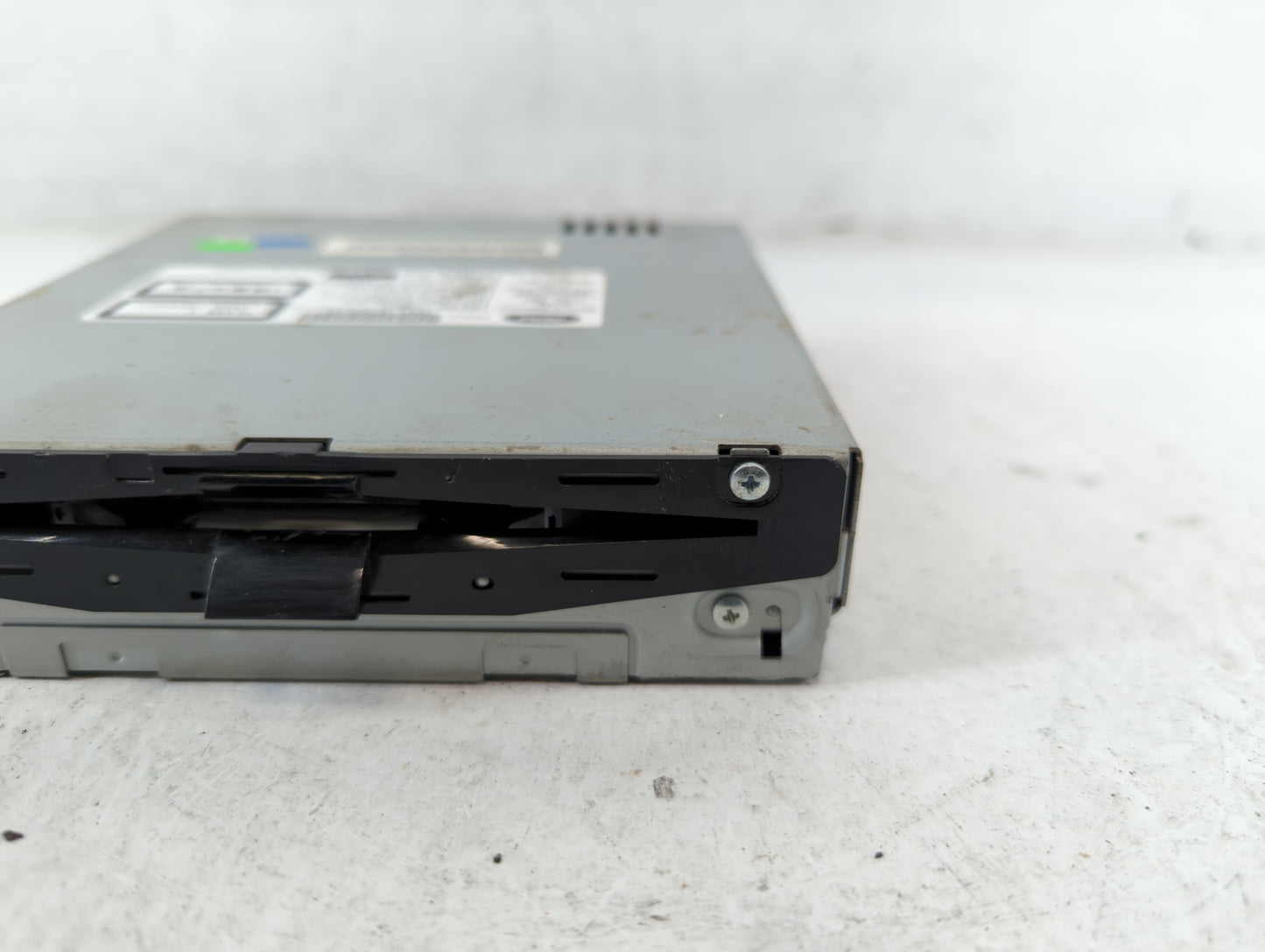 2015-2016 Lincoln Mkz Radio AM FM Cd Player Receiver Replacement P/N:FP5T-18C830-AC Fits Fits 2015 2016 OEM Used Auto Parts 