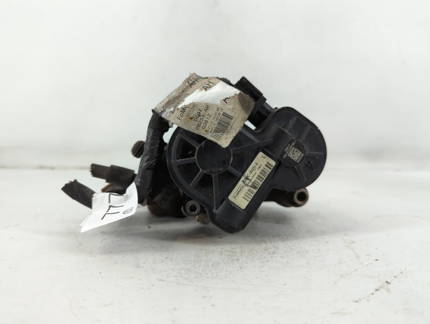 2013-2020 Lincoln Mkz Front Driver Left Brake Caliper 777642 - Oemusedautoparts1.com