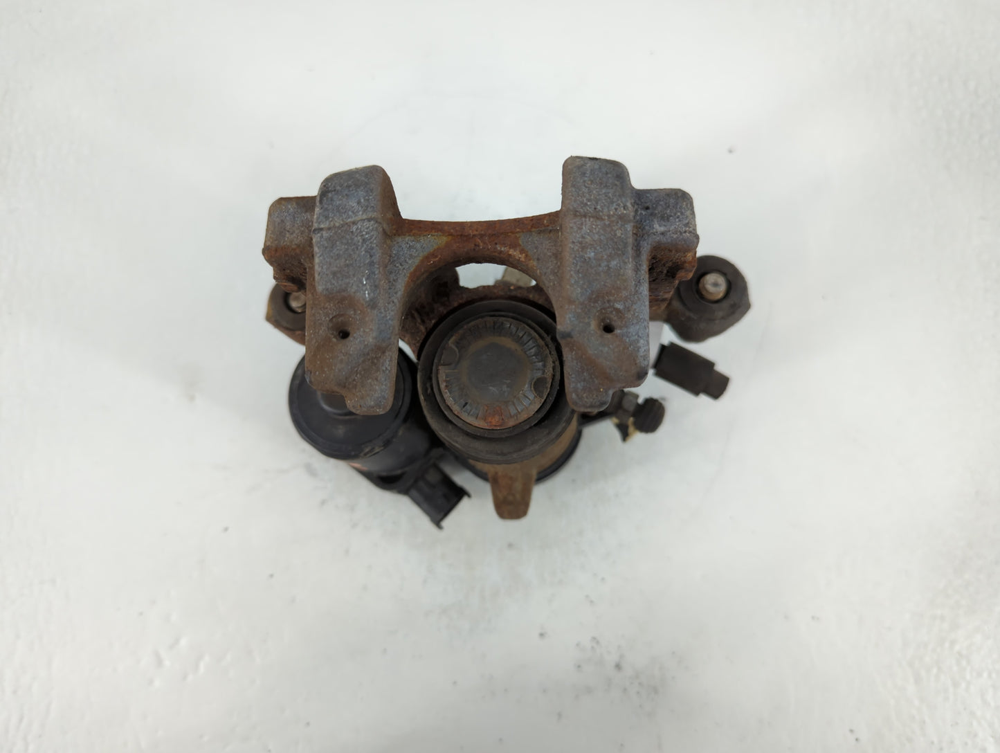 2013-2020 Lincoln Mkz Front Driver Left Brake Caliper - Oemusedautoparts1.com