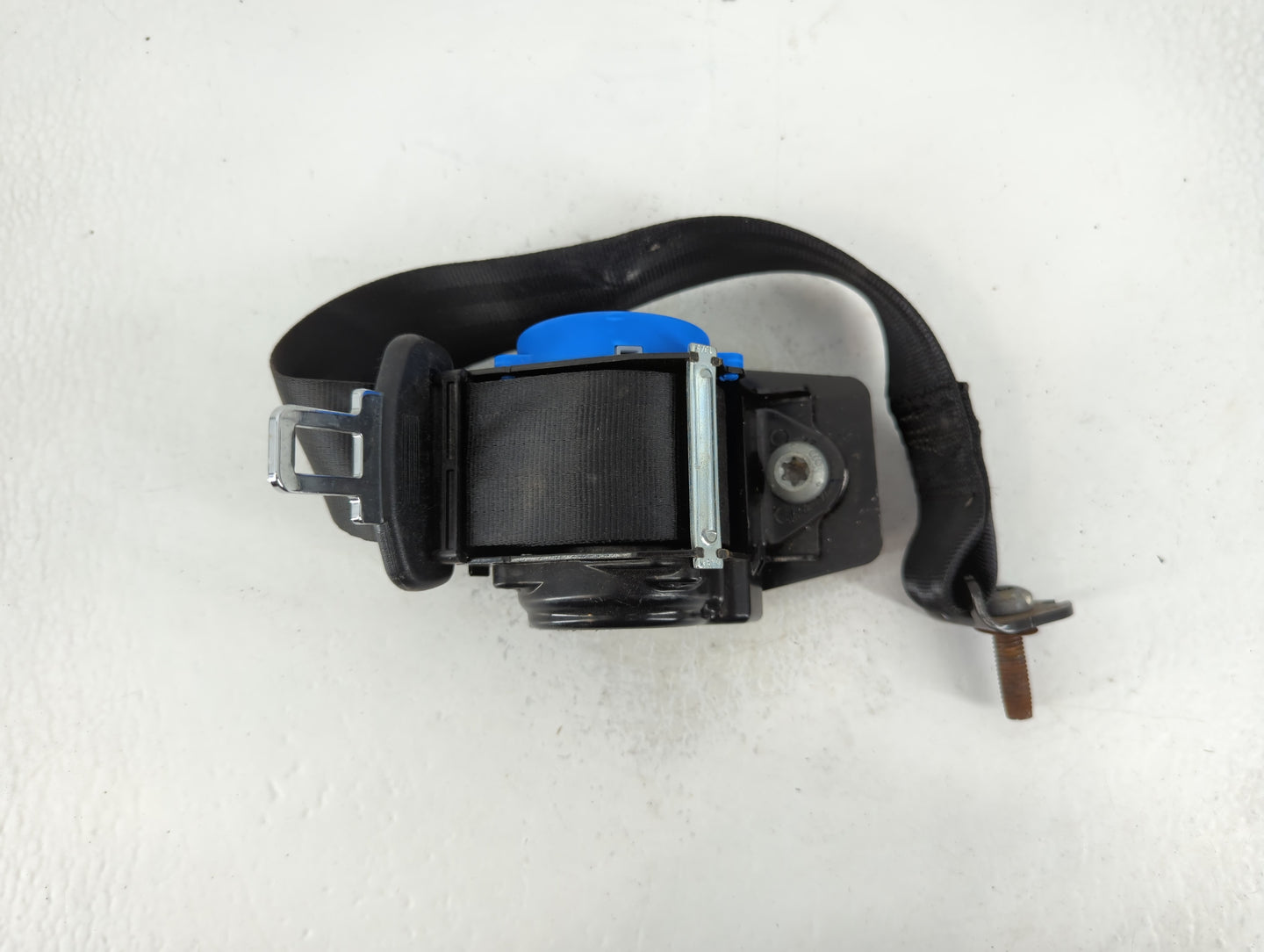 2016 Lincoln Mkz Passenger Rear Seatbelt Buckle - Oemusedautoparts1.com